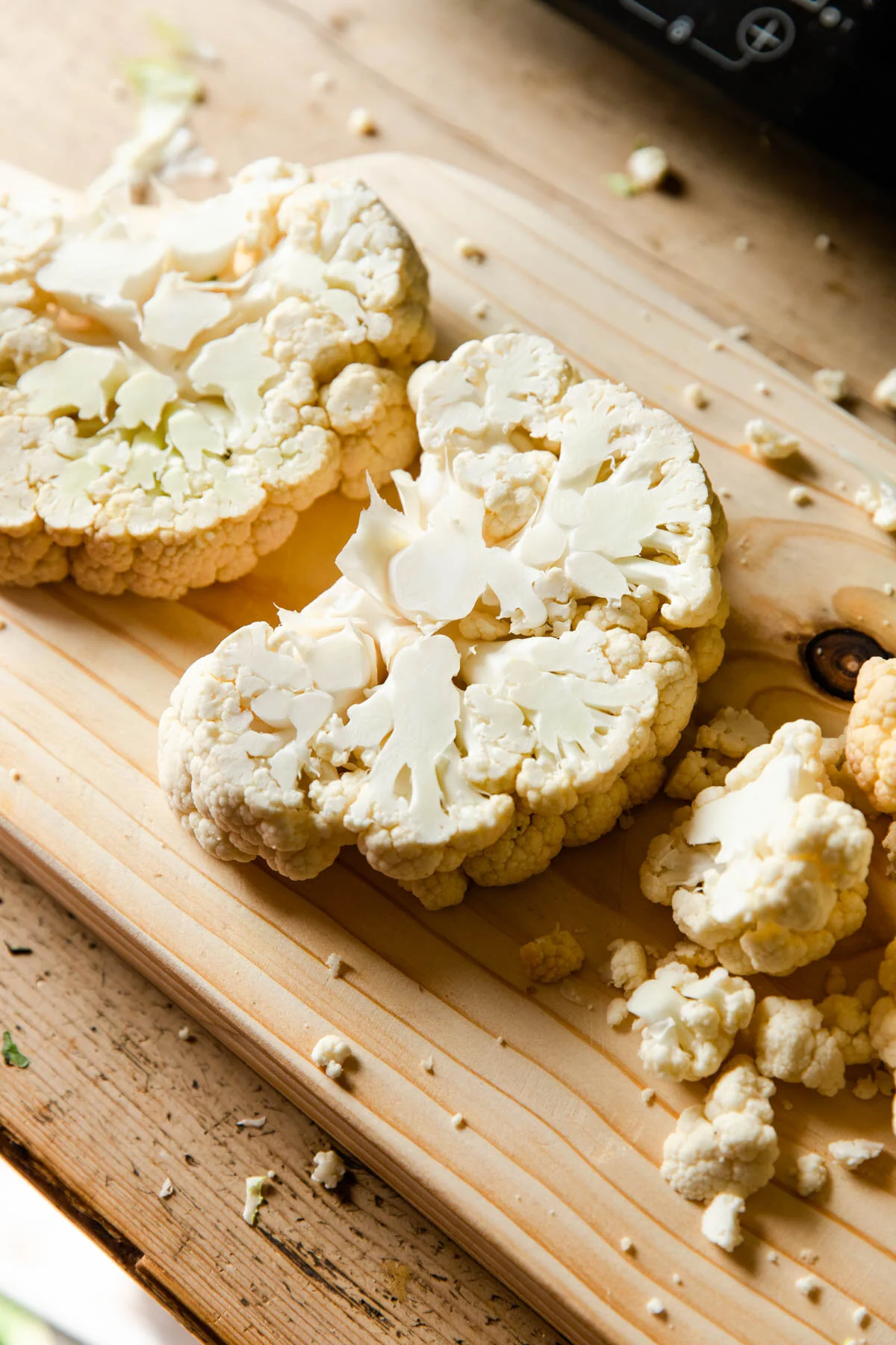 Spicy Cauliflower Burgers — madeleine olivia