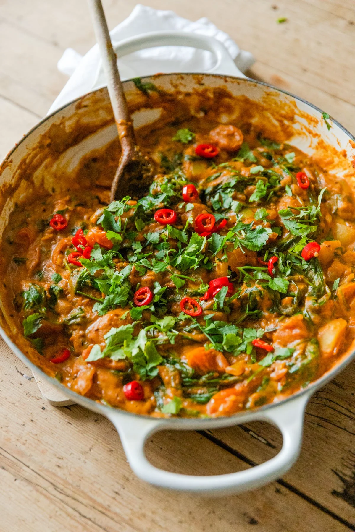Potato, Spinach & Tomato Curry — madeleine olivia