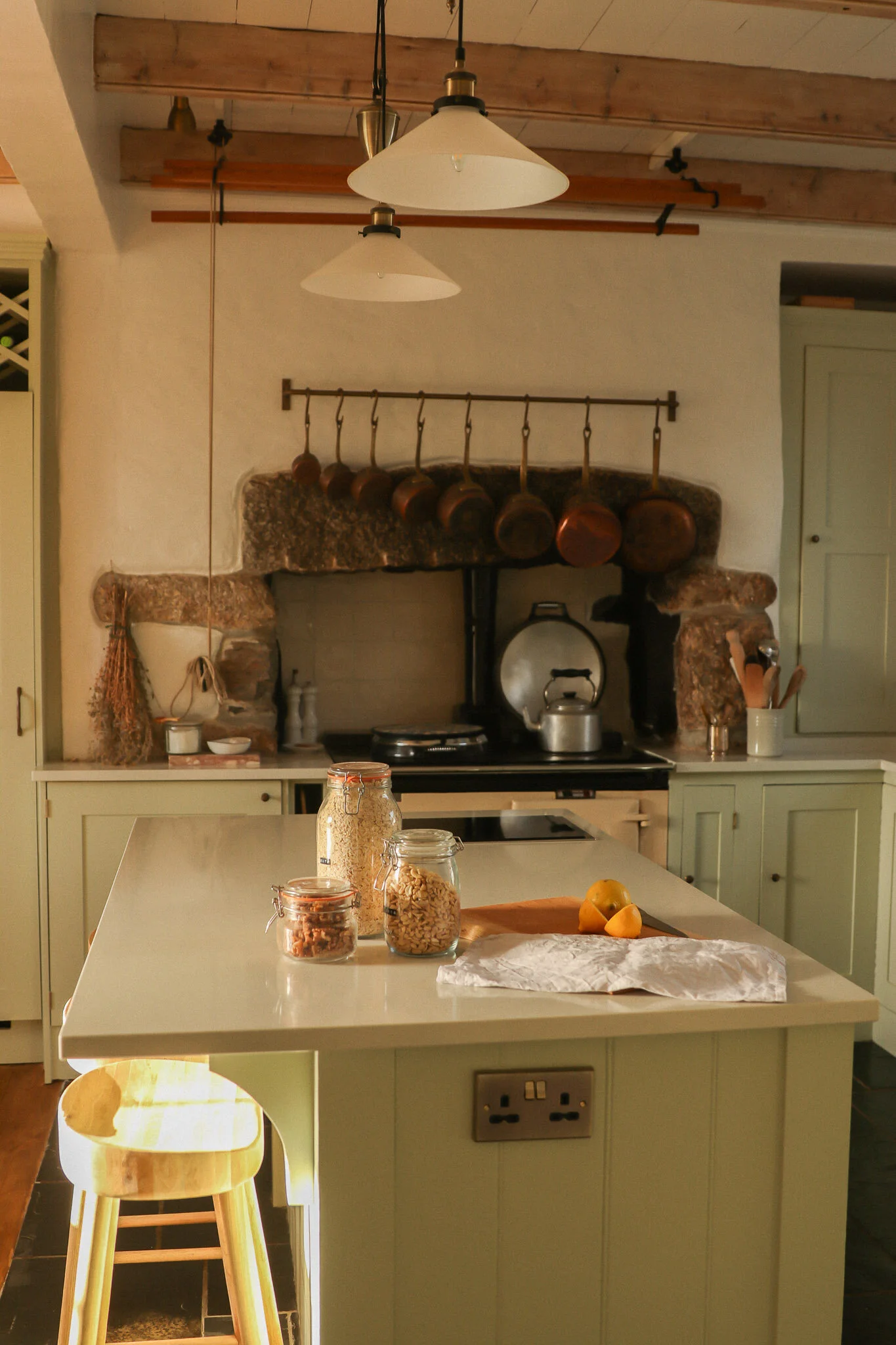madeleine olivia kitchen 15