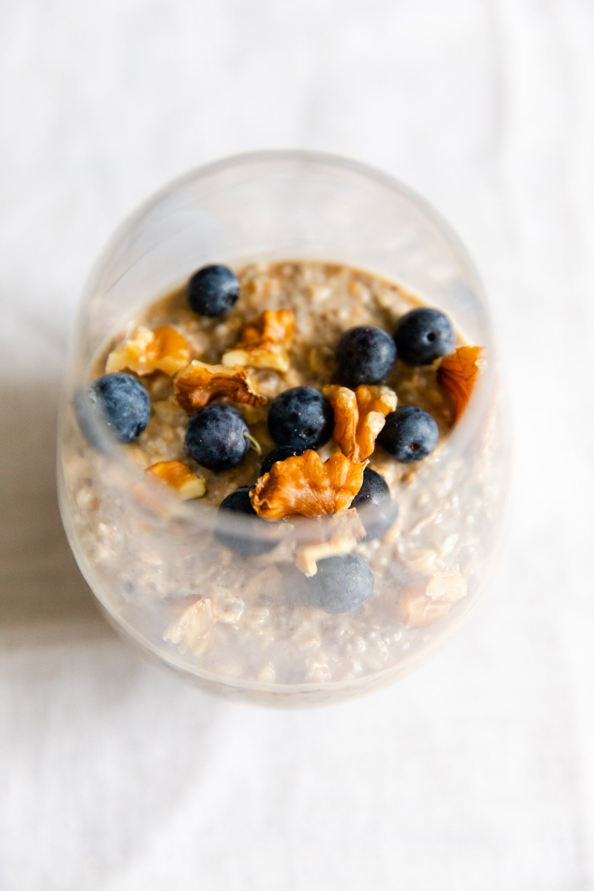 banana and blueberry overnight oats