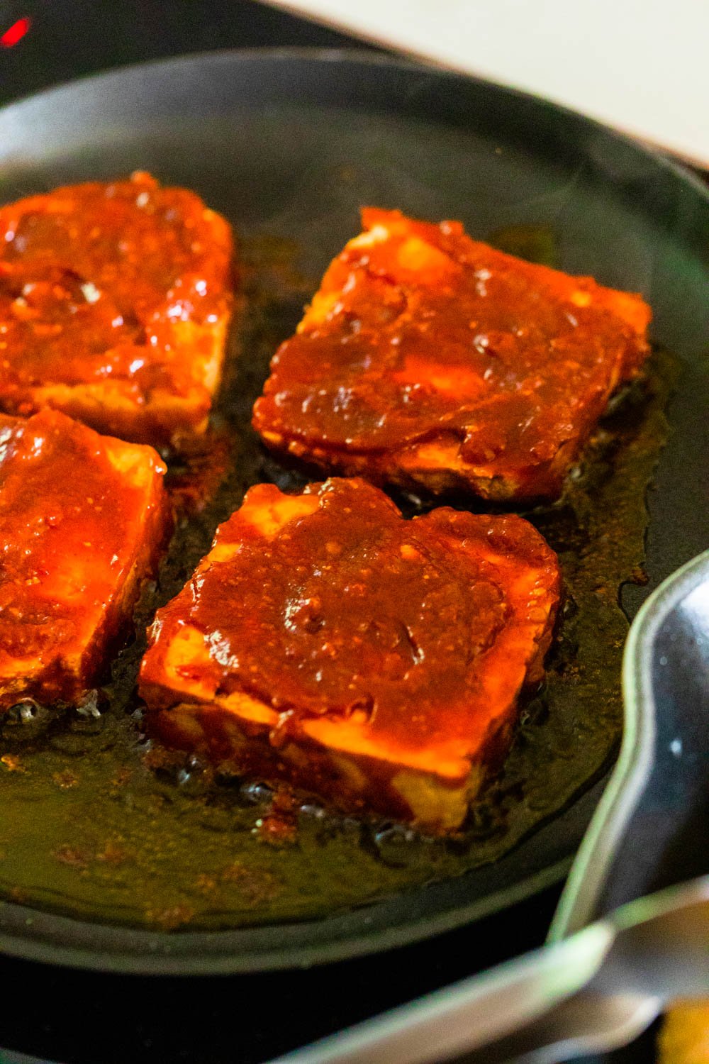 Smoky Spicy Tofu Burger — madeleine olivia