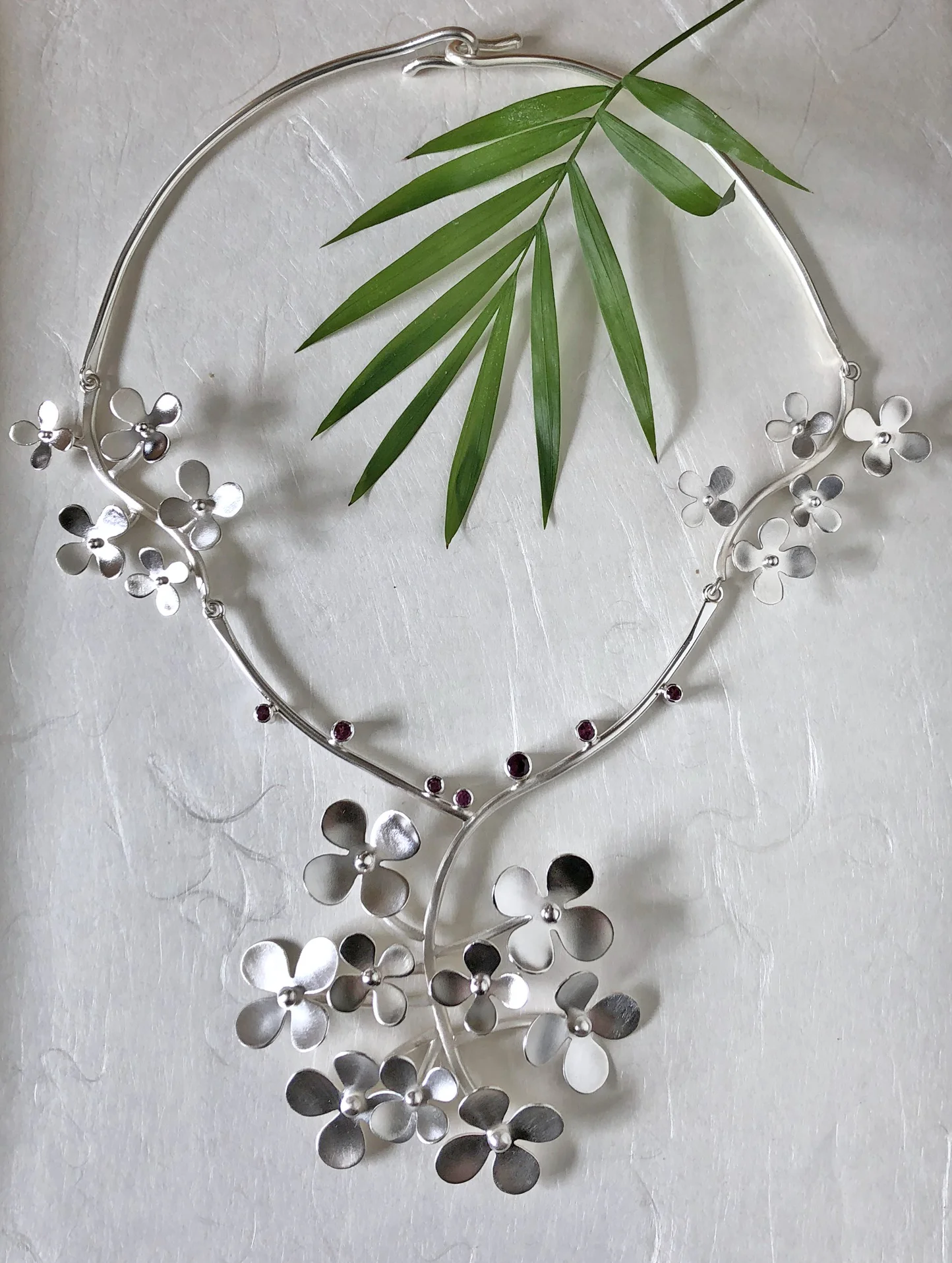 hydrangea-flower-necklace-cluster-rhodolite-garnet-gemstones-1.jpg