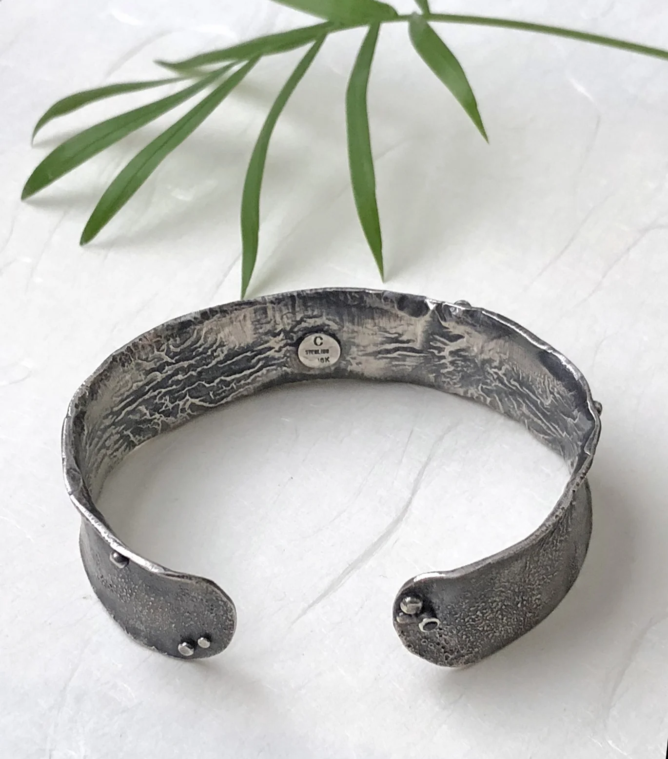 gold-dust-cuff-mens-silver-3.jpg