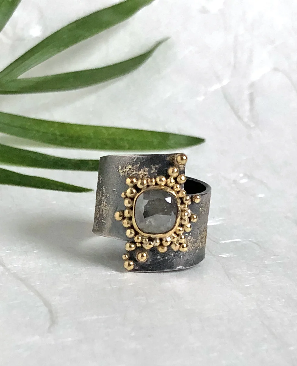 gold-dust-bauble-ring-daimond-rosecut-4.jpg