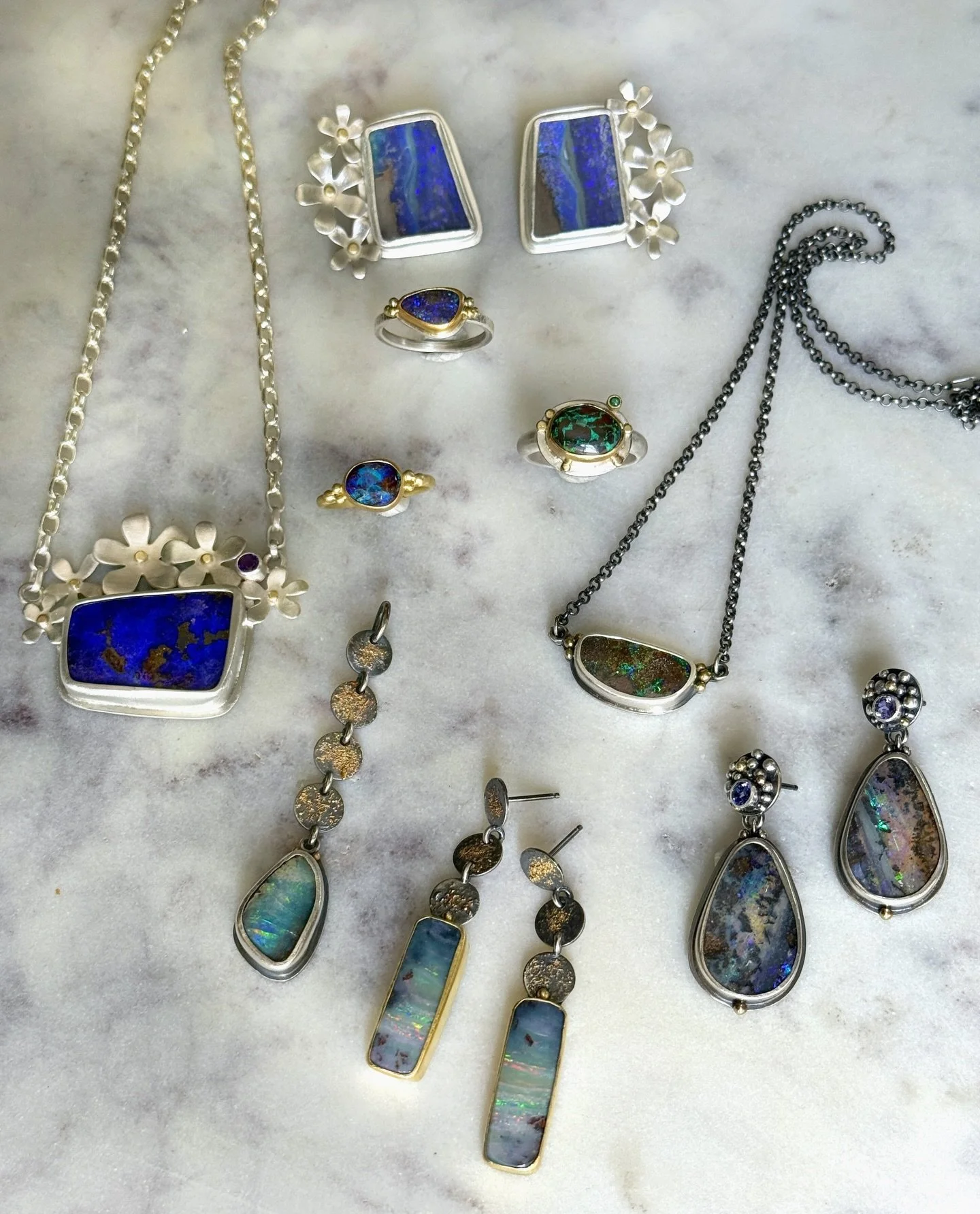 A new Boulder opal collection coming together. More images and details to come soon. 😊
#opaljewelry