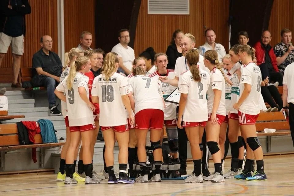 Kvindeligaen Update: Nu snerper det til - med Andersen og Iversen