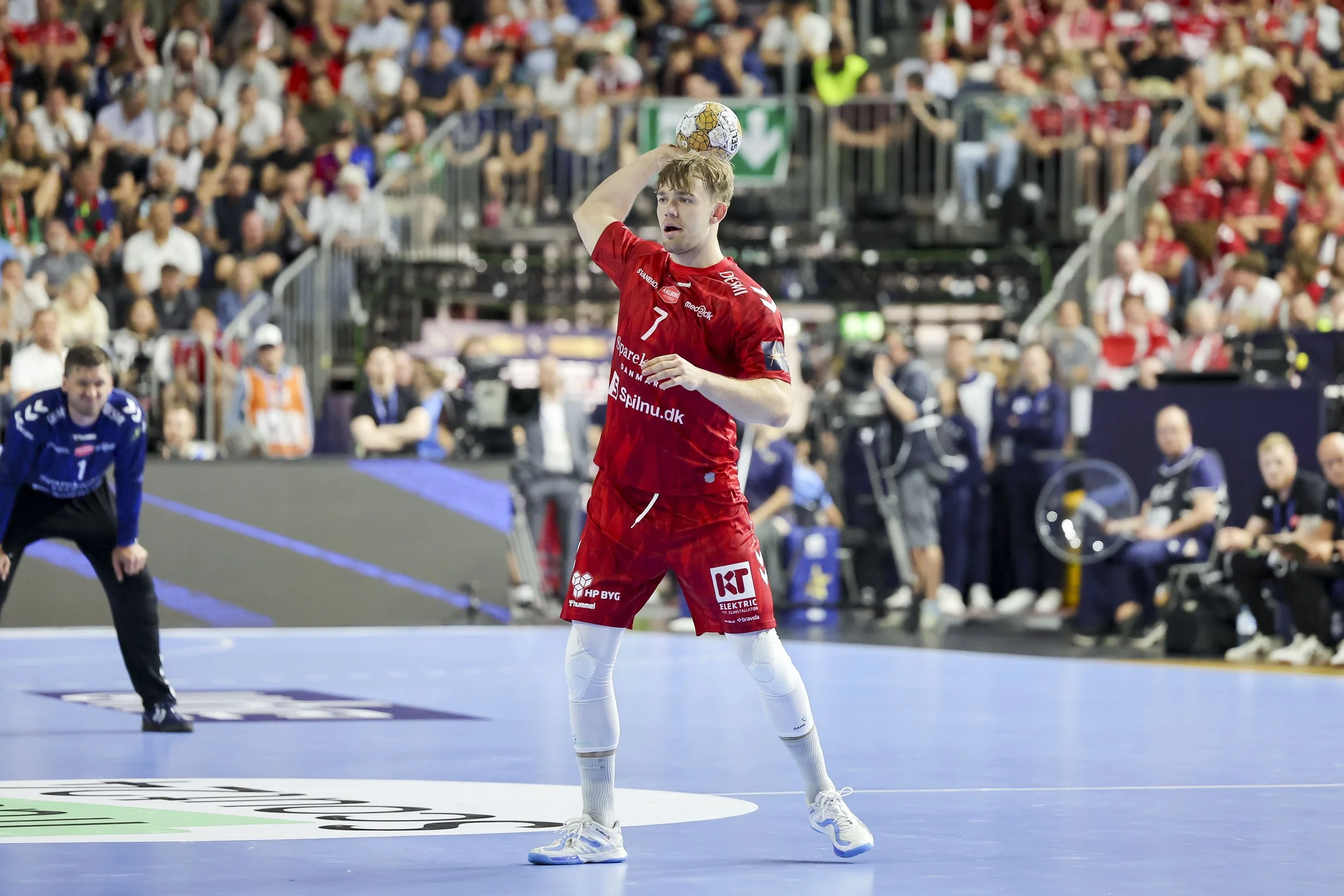 Herre update: Midtvejs i slutspillet med Sonni Larsen 