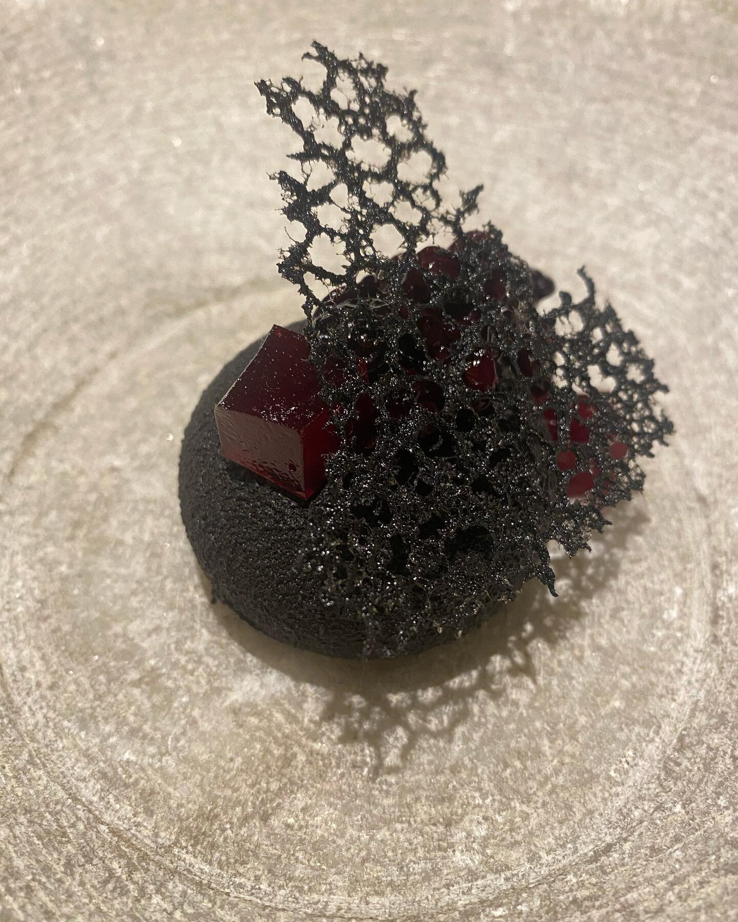 Last Friday I had my first dinner out in a long long time @lazybearsf. We sat outside in cozy booths, and I brought along a warm jacket from my New York life. Here are a few of my favorite courses, starting with dessert!
&mdash;
Huckleberry, black co