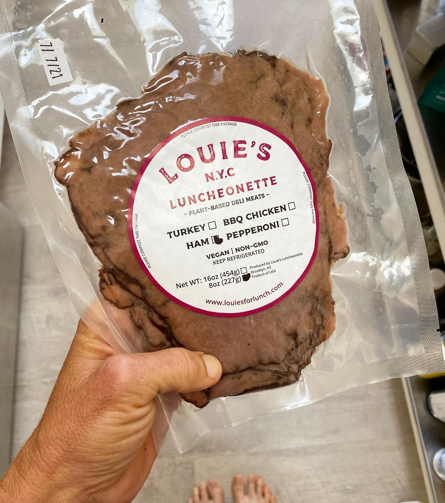 Testing out @louiesplantbased meats. Verrrrry interesting. Taste one is their deli-sliced &ldquo;ham.&rdquo; I ate it on a Wasa cracker spread with avocado and faux cheese. First bite was pretty darn tasty. No surprising ingredients to report, just t