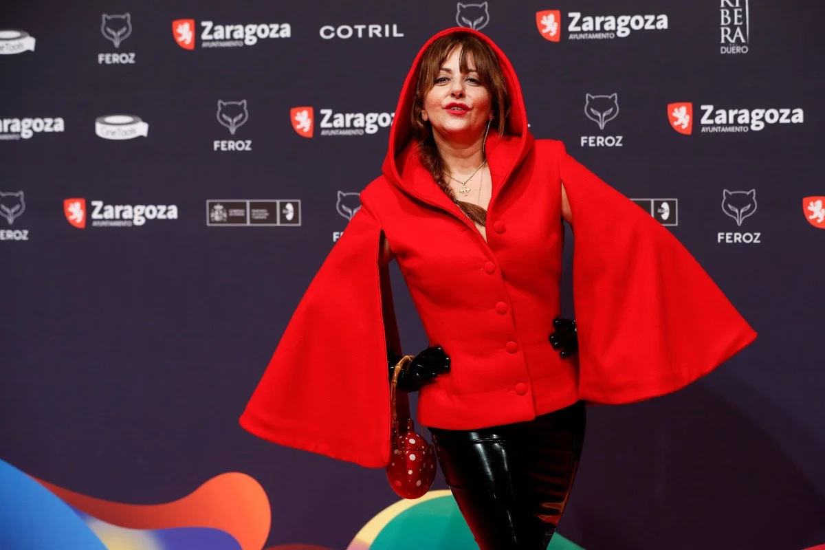 yolanda-ramos-alfombra-roja-premios-feroz-2022-1200.jpg