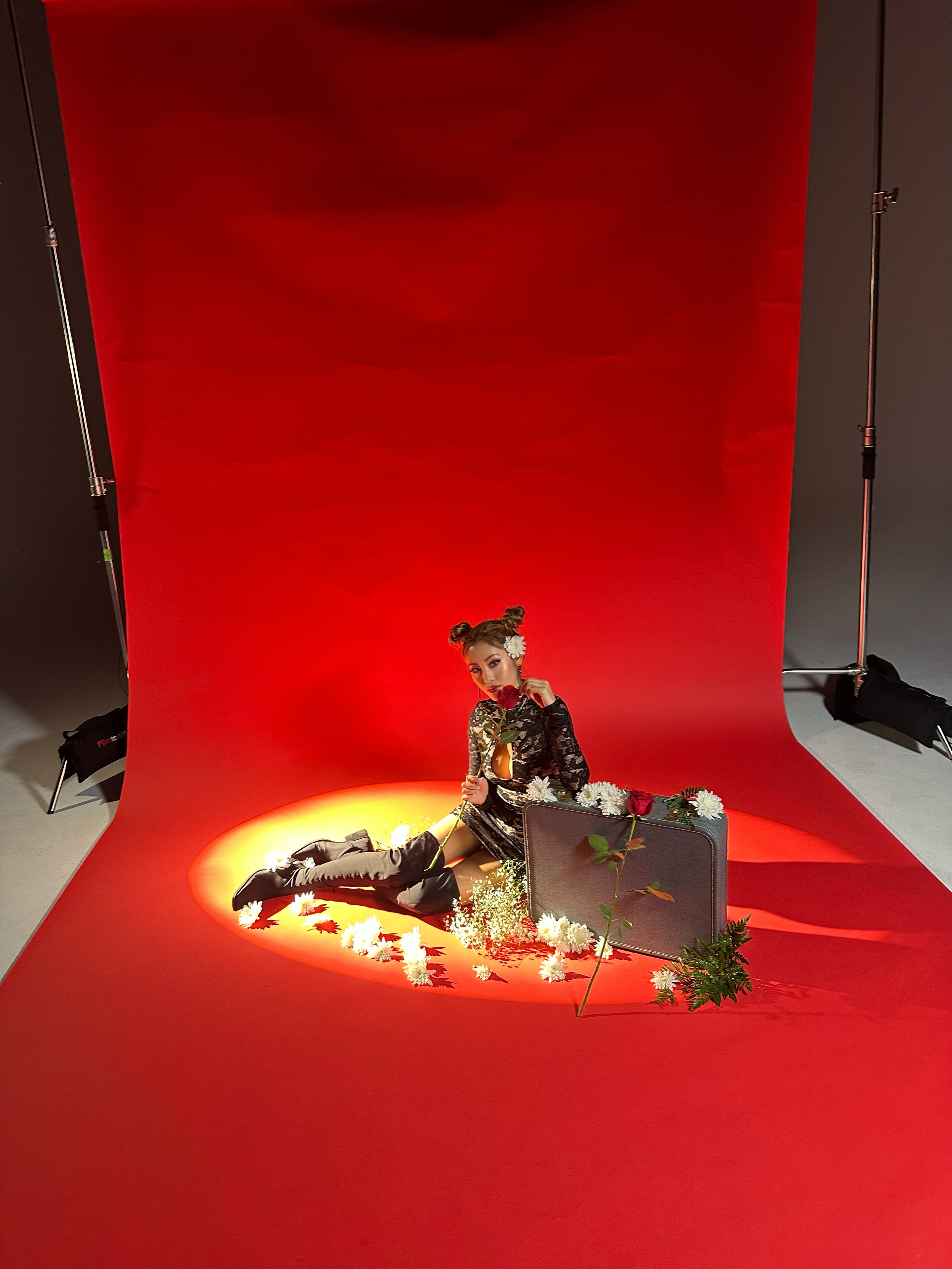 spencer shoot bts.png