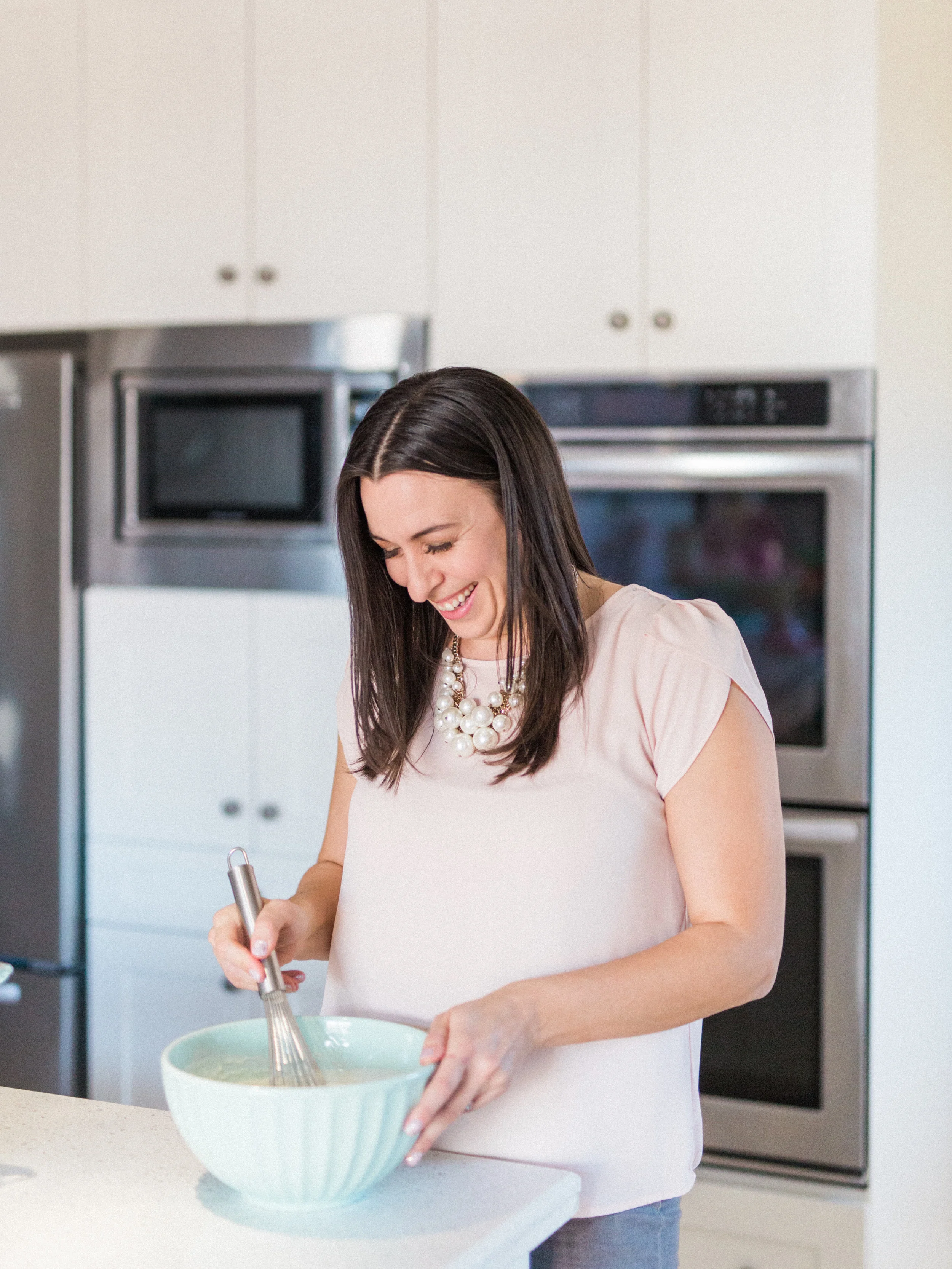 Danielle-Giroux_Content-Creation_Portrait-Session_Sweet-Peas_3.jpg