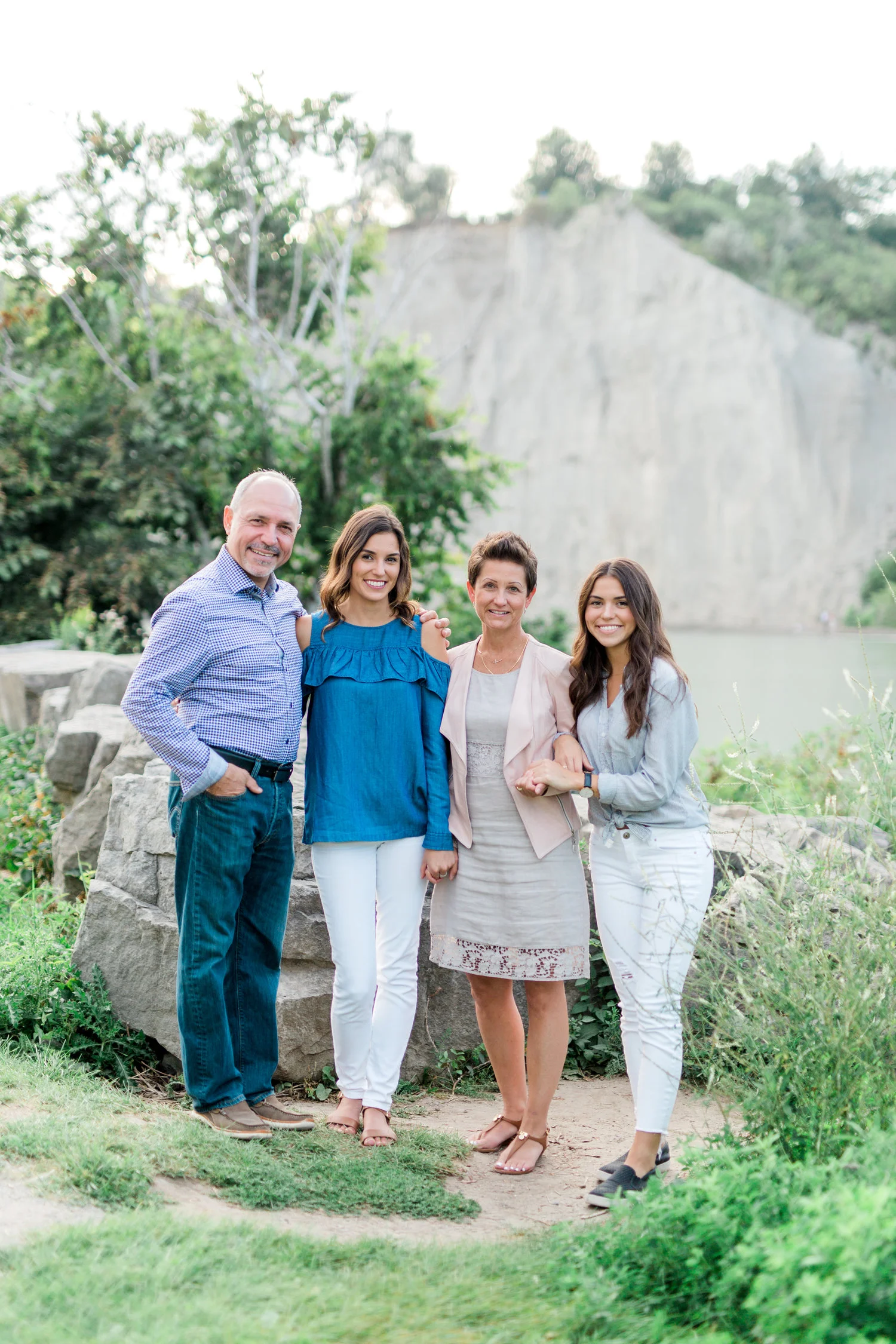 Danielle-Giroux-Amir-Golbazi-Genua-Family-Photography-Scarborough-Bluffs-9065.jpg