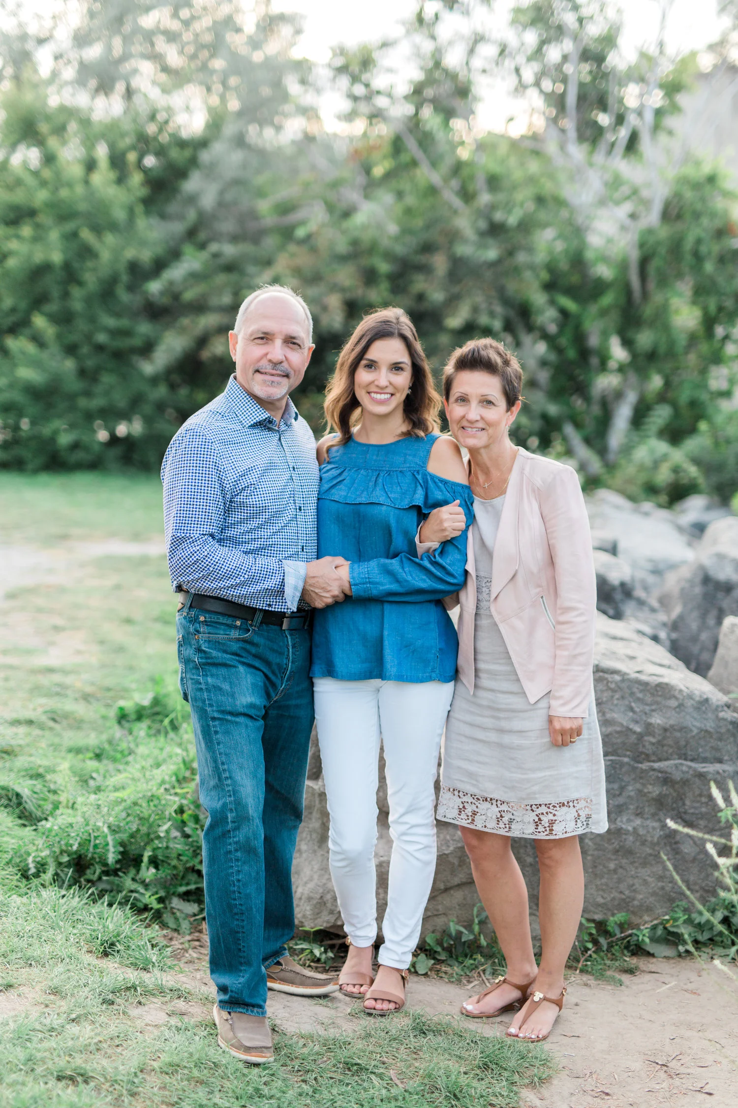 Danielle-Giroux-Amir-Golbazi-Genua-Family-Photography-Scarborough-Bluffs-9097.jpg