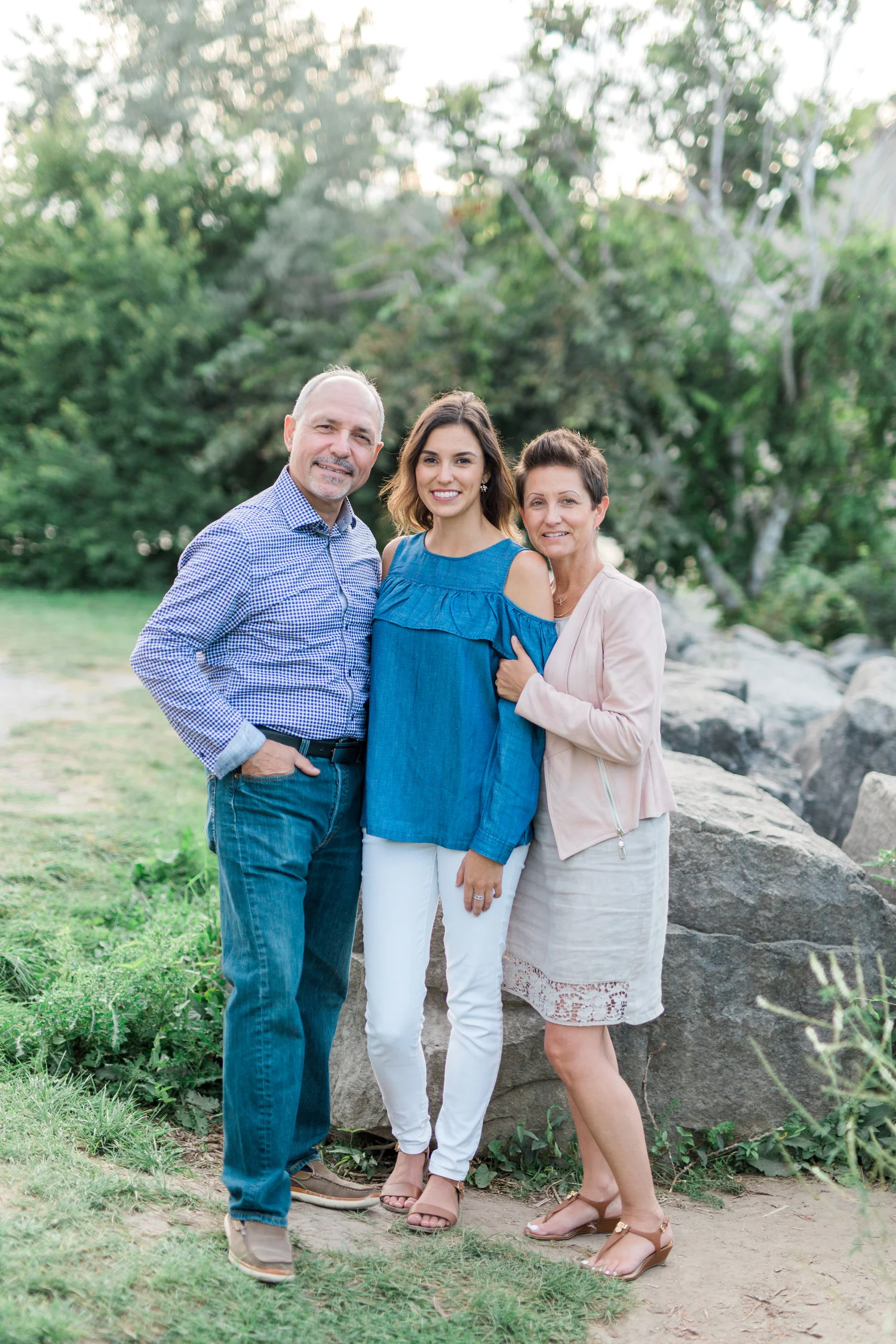 Danielle-Giroux-Amir-Golbazi-Genua-Family-Photography-Scarborough-Bluffs-9121.jpg