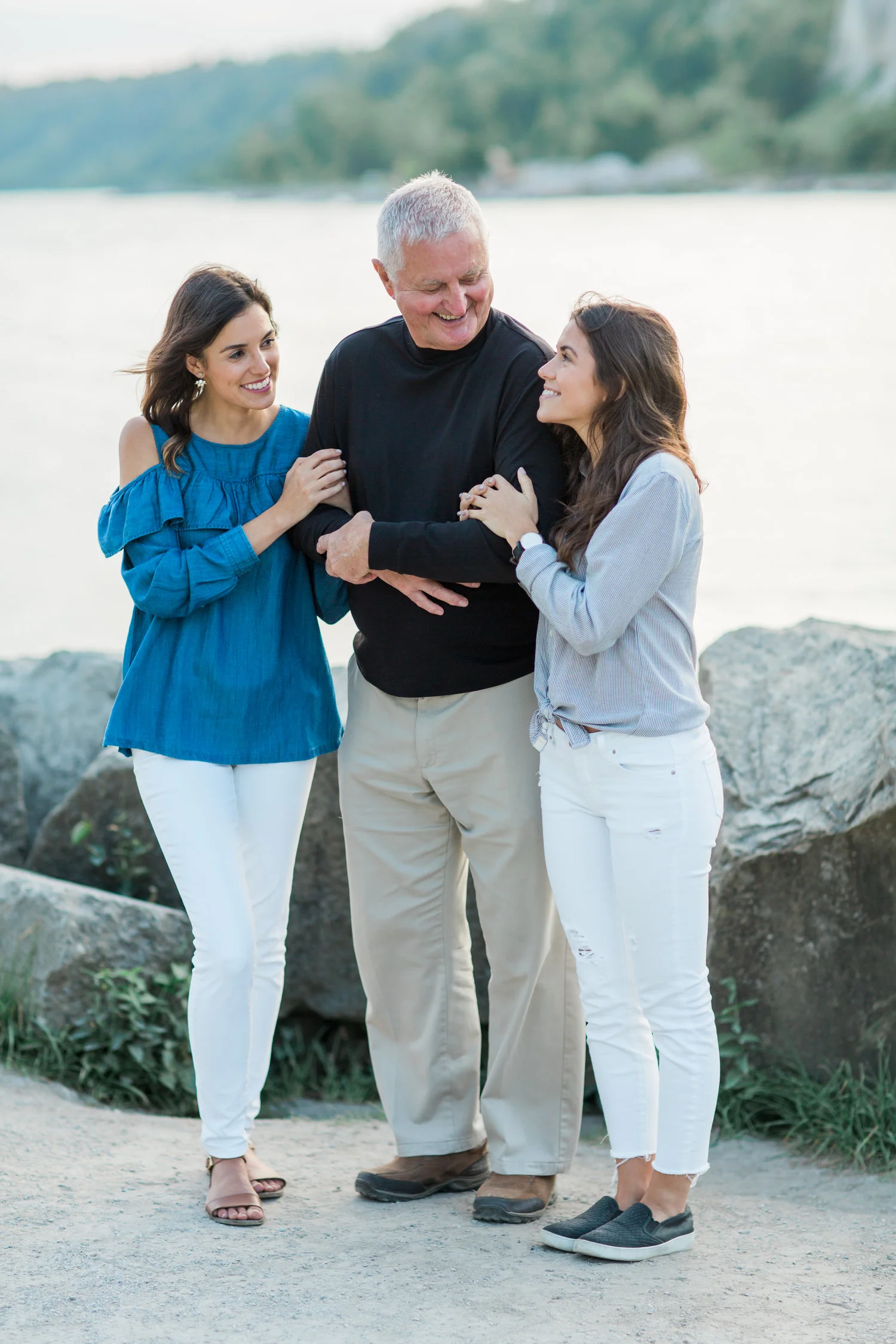 Danielle-Giroux-Amir-Golbazi-Genua-Family-Photography-Scarborough-Bluffs-0260.jpg