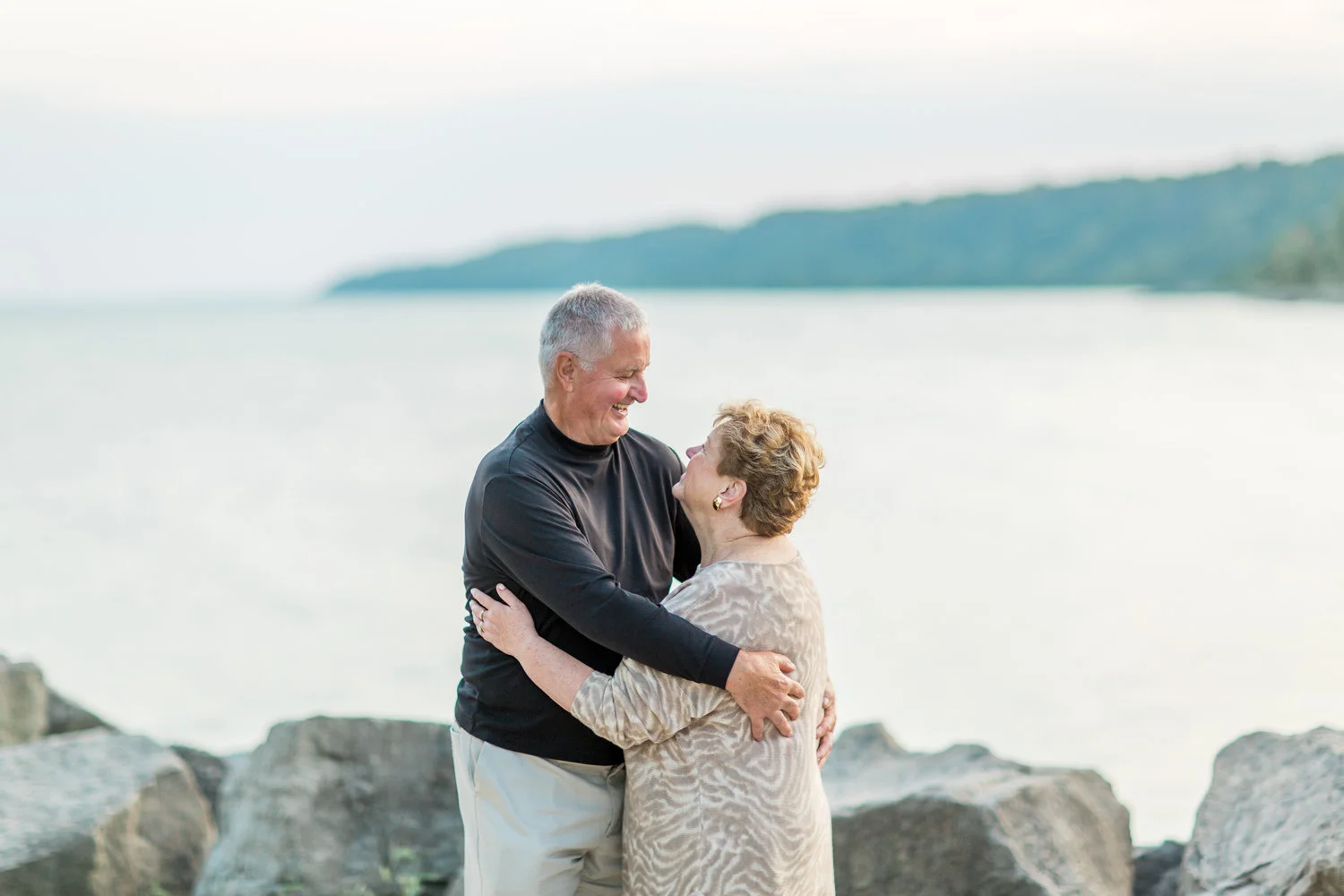 Danielle-Giroux-Amir-Golbazi-Genua-Family-Photography-Scarborough-Bluffs-0323.jpg