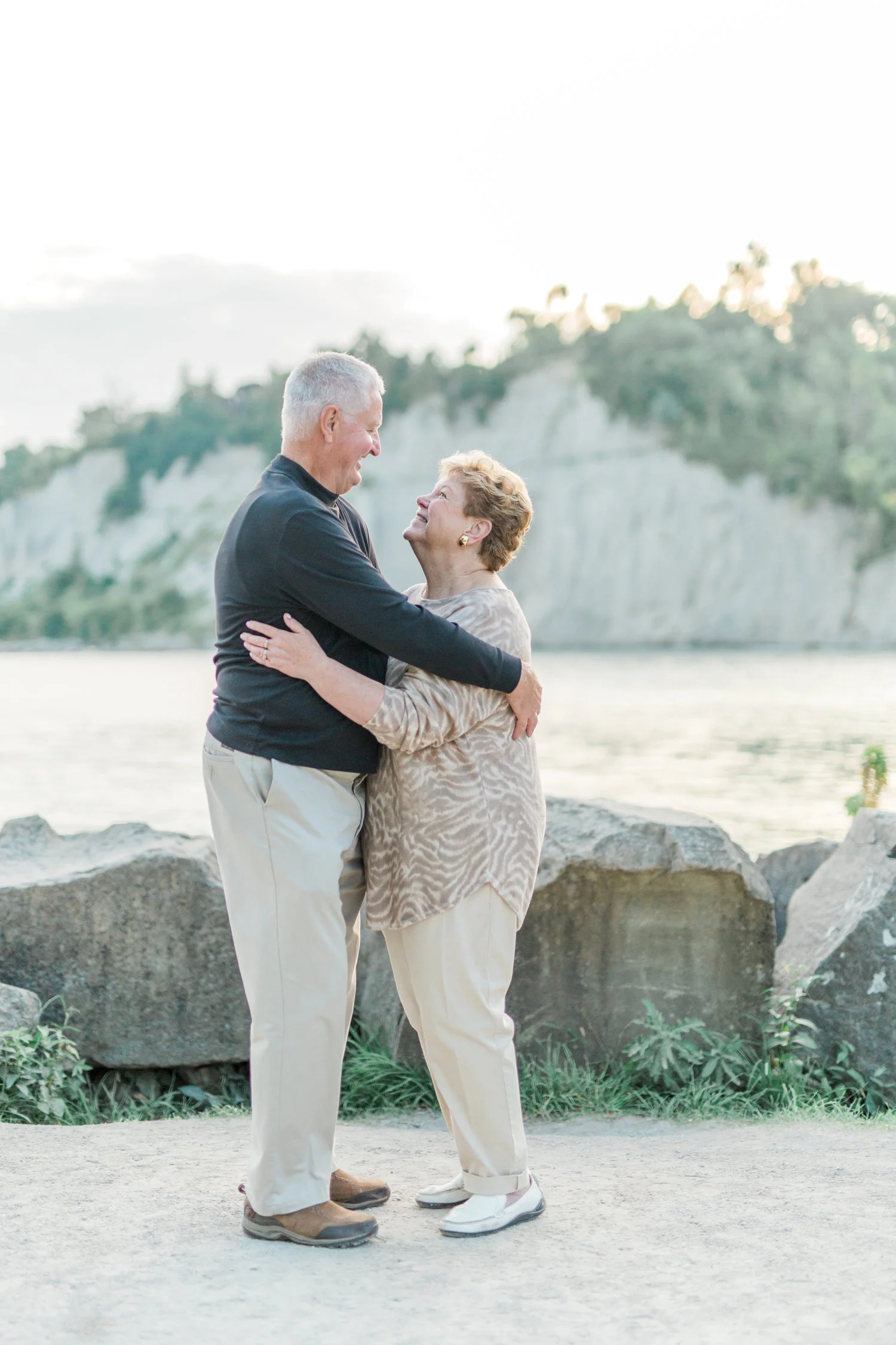 Danielle-Giroux-Amir-Golbazi-Genua-Family-Photography-Scarborough-Bluffs-9585.jpg