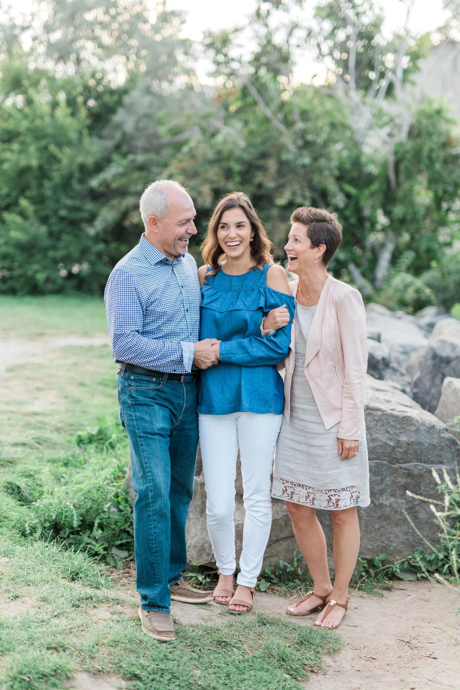 Danielle-Giroux-Amir-Golbazi-Genua-Family-Photography-Scarborough-Bluffs-9104.jpg