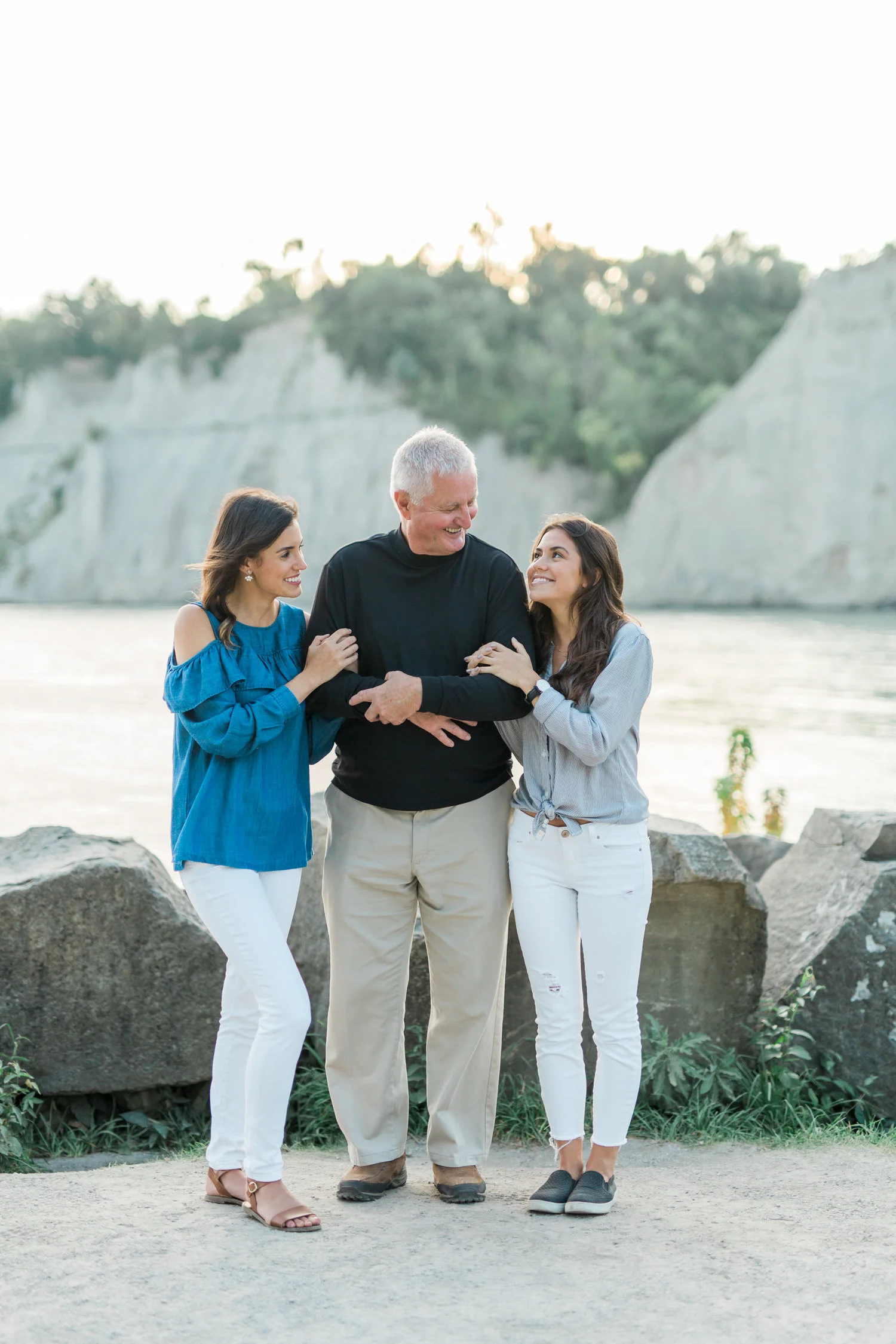 Danielle-Giroux-Amir-Golbazi-Genua-Family-Photography-Scarborough-Bluffs-9463.jpg