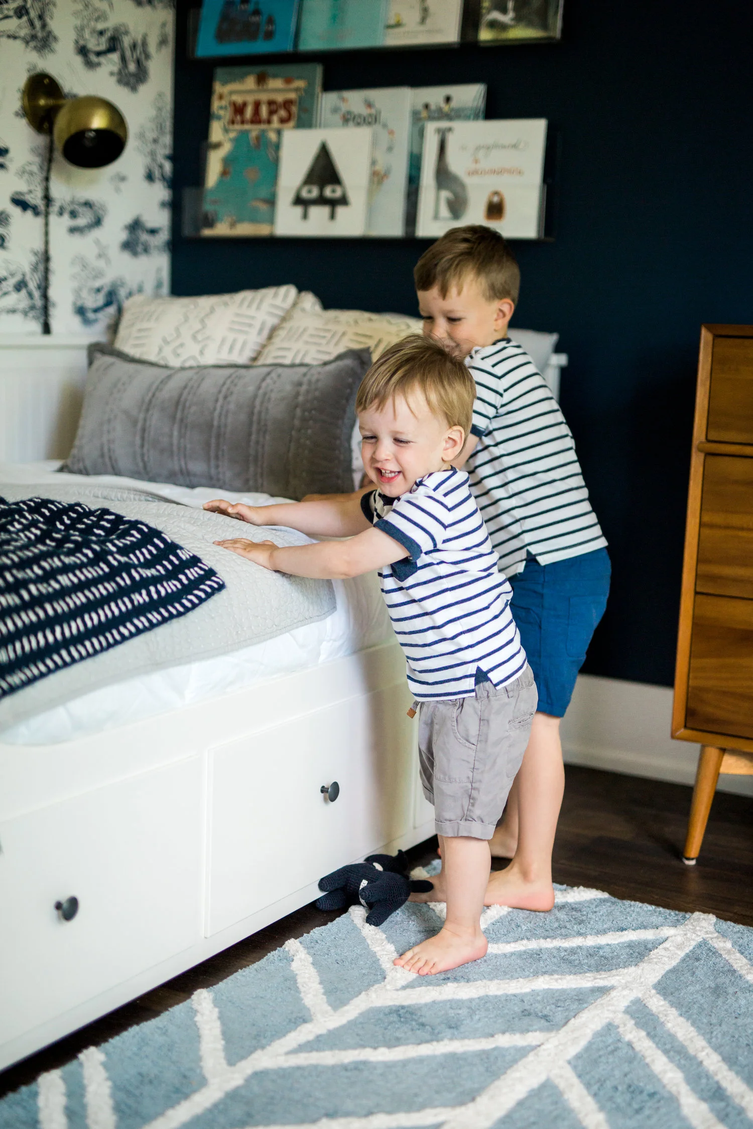 DanielleGirouxPhotography_KarenSpelliscy_InteriorLifestyleSession2602.jpg