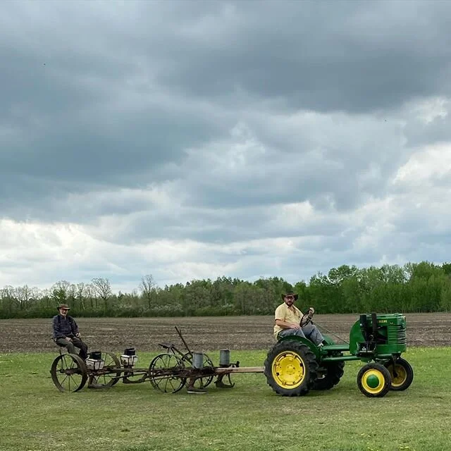 @modernnorthwoodslumberjack  with his dad during our adventure filled day on the farm, putting in the corn, harvesting and carving diamond willow, foraging and making spruce tip simple syrup, making rhubarb sauce and memories.
.
.
.
.
.
#52adventures