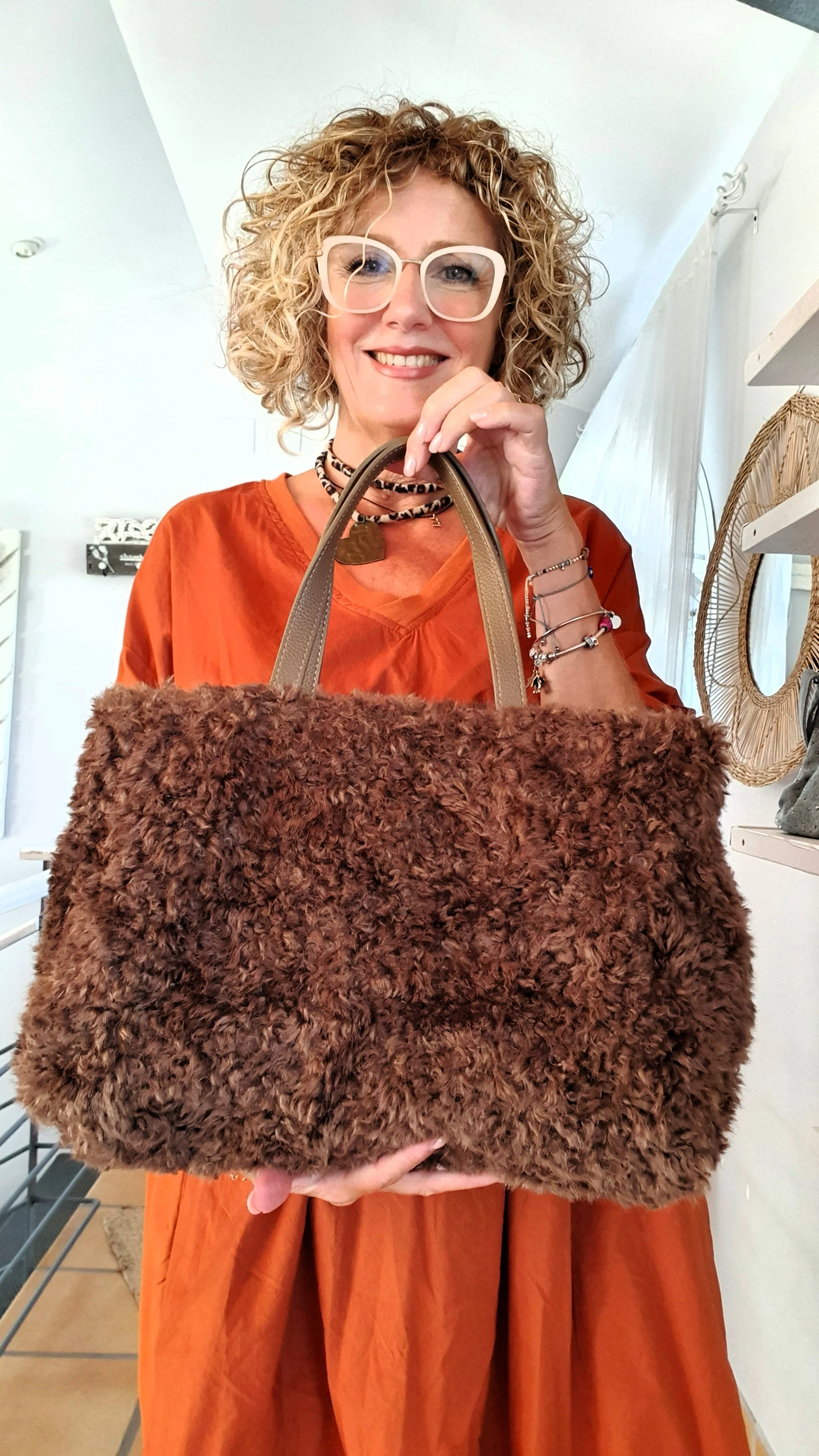 Bolso Teddy marrón