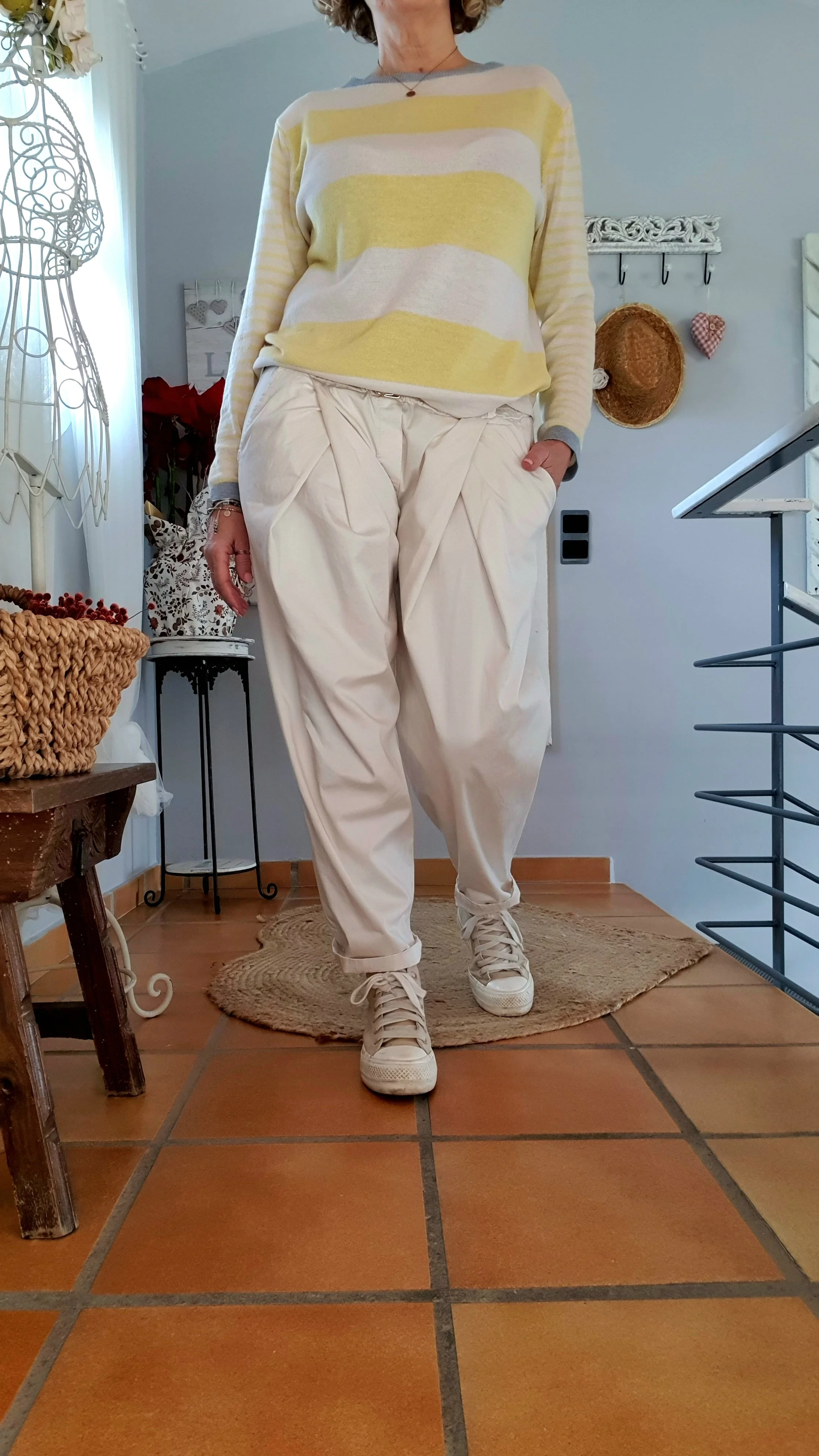 Pantalón bombacho crema