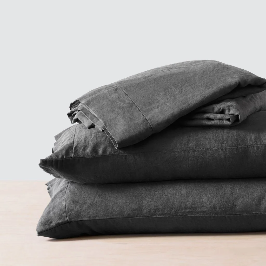 Stonewashed_Linen_Sheet_Set_Charcoal_2_5880fb28-ff75-464a-8471-e1dec21f4fe9_1024x1024.jpg