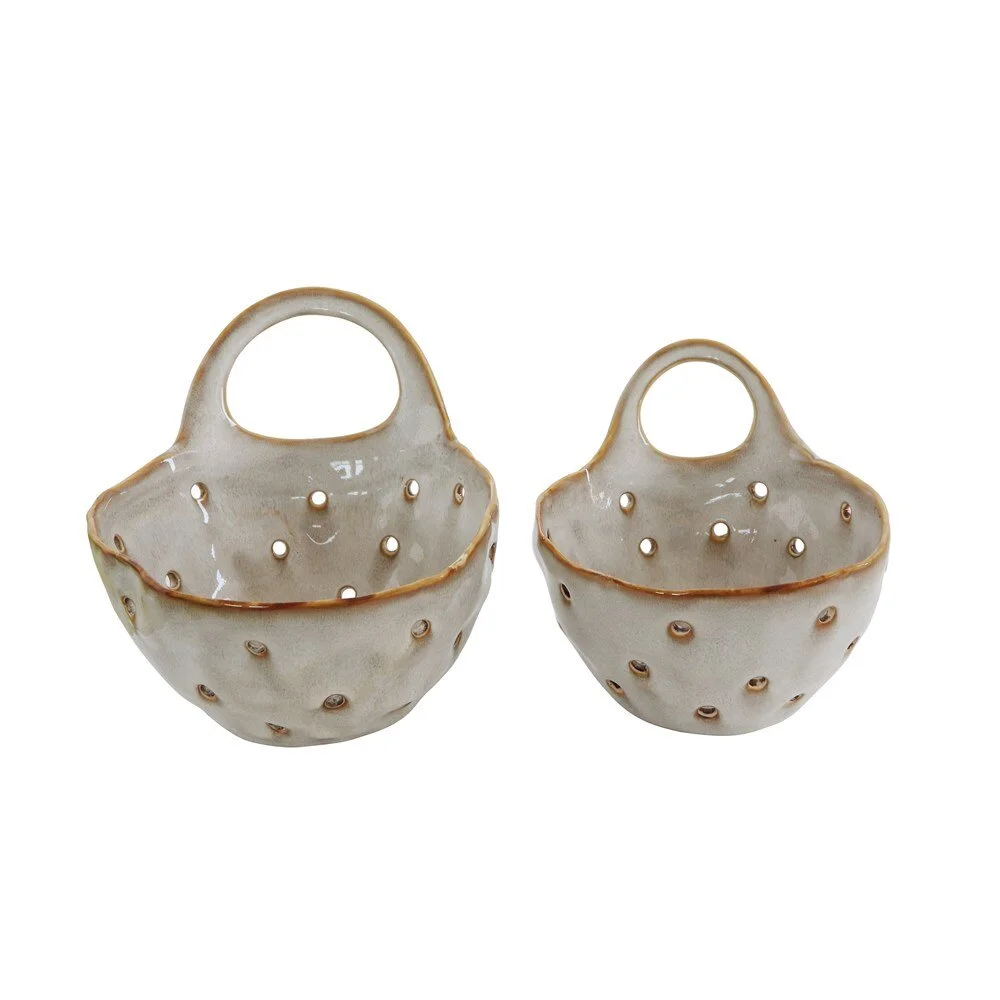 Cream Colanders 1.jpg