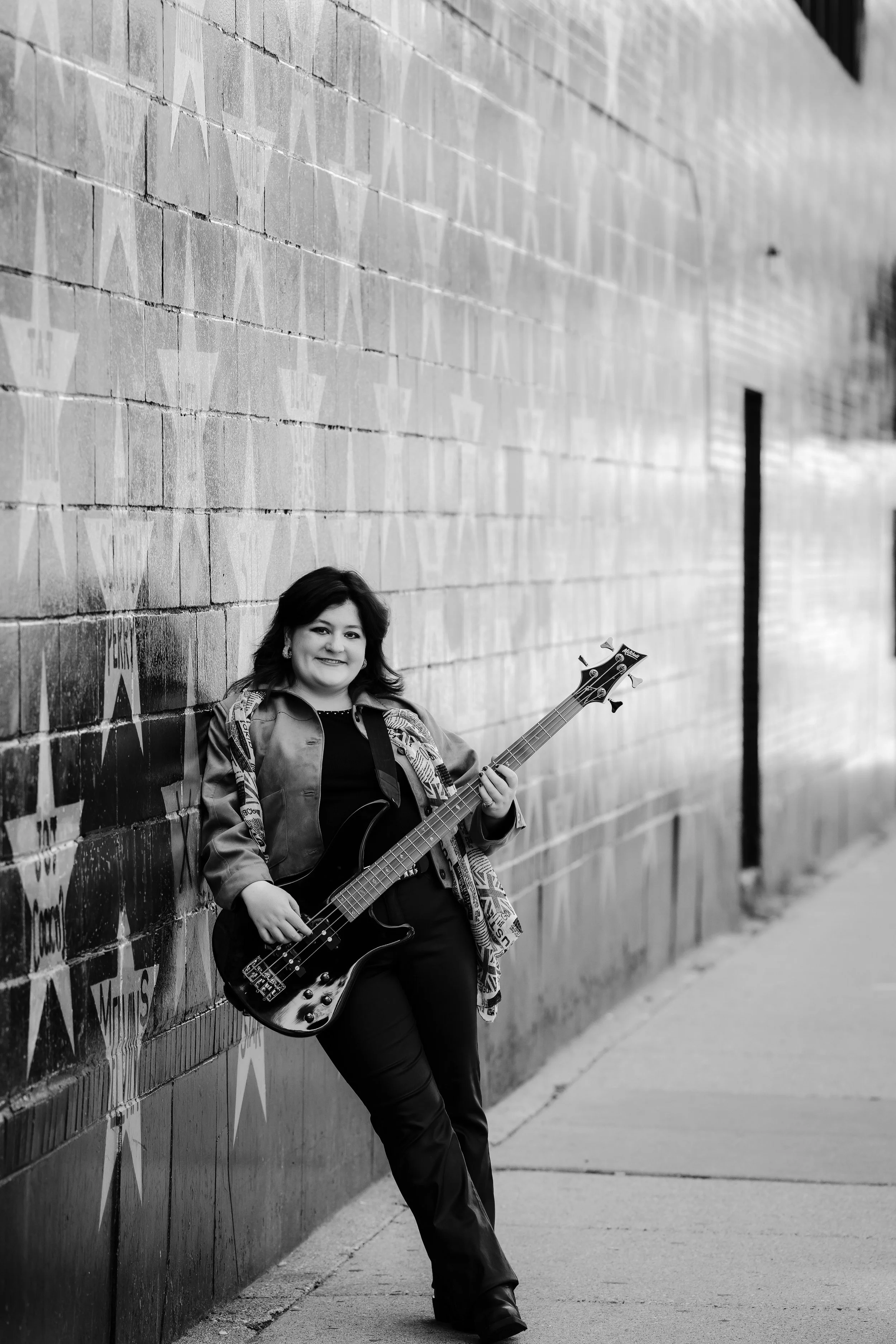 xelisehsenior25bw_104.jpg