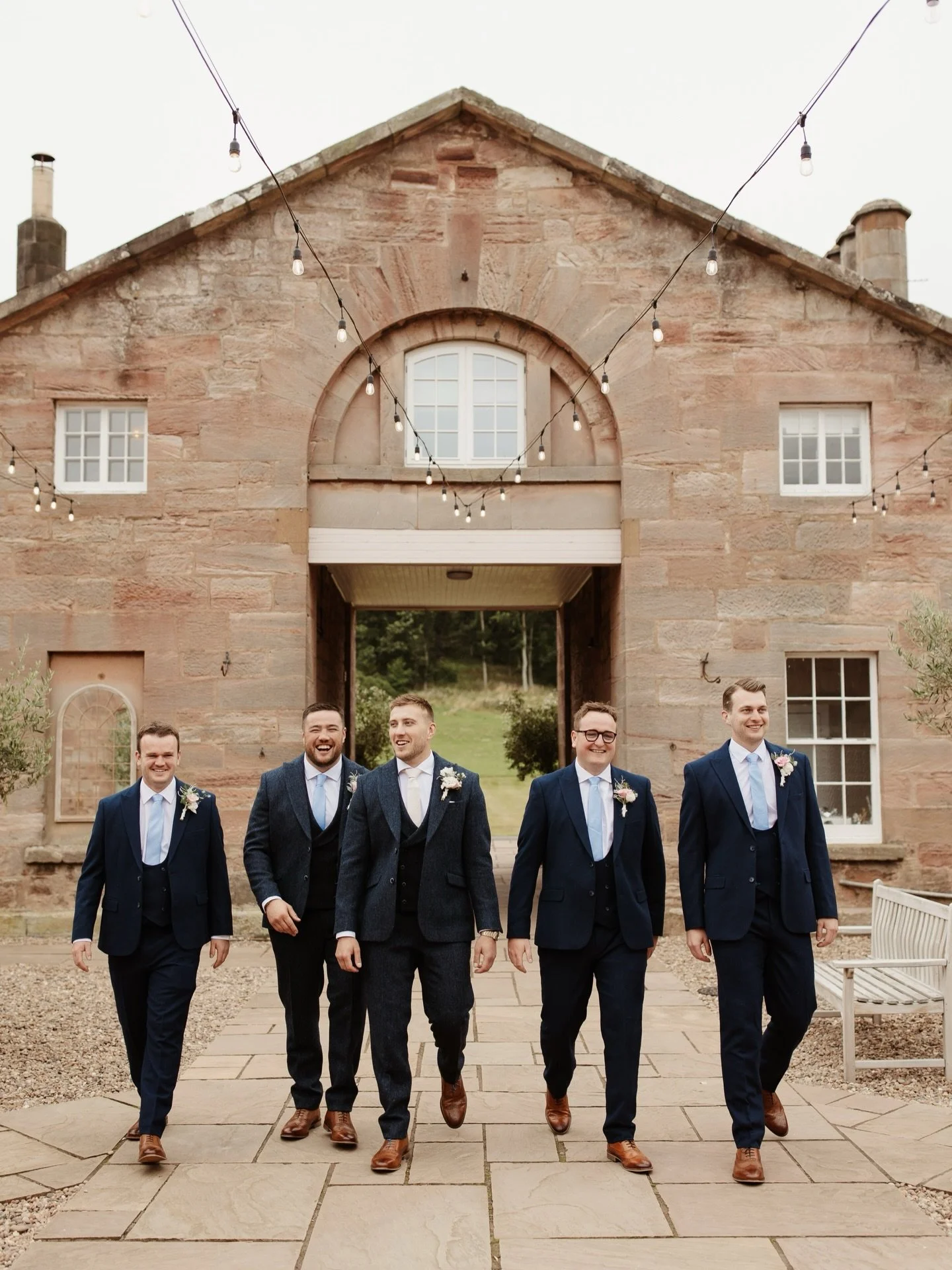 Photographs taken whilst second shooting for @sophiealexandriaphotography ✨

I bloody love second shooting. It&rsquo;s a chance to step back a bit - you don&rsquo;t need to have the group photo lists or the timeline at the forefront of your mind all 