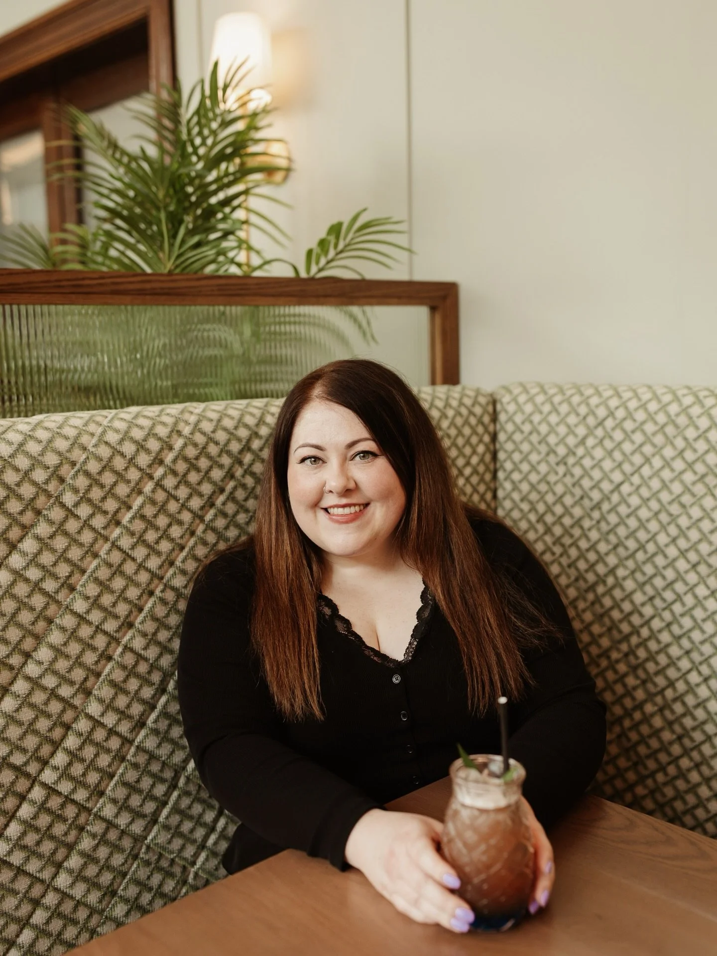 Hi, hello, how ya doin 😆 

About once a year I&rsquo;ll do an intro post to say hello! I&rsquo;m Jade, I shoot weddings and I have the best job in the world. I&rsquo;m based in Aberdeen, Scotland - but will happily have a wee adventure wherever the 