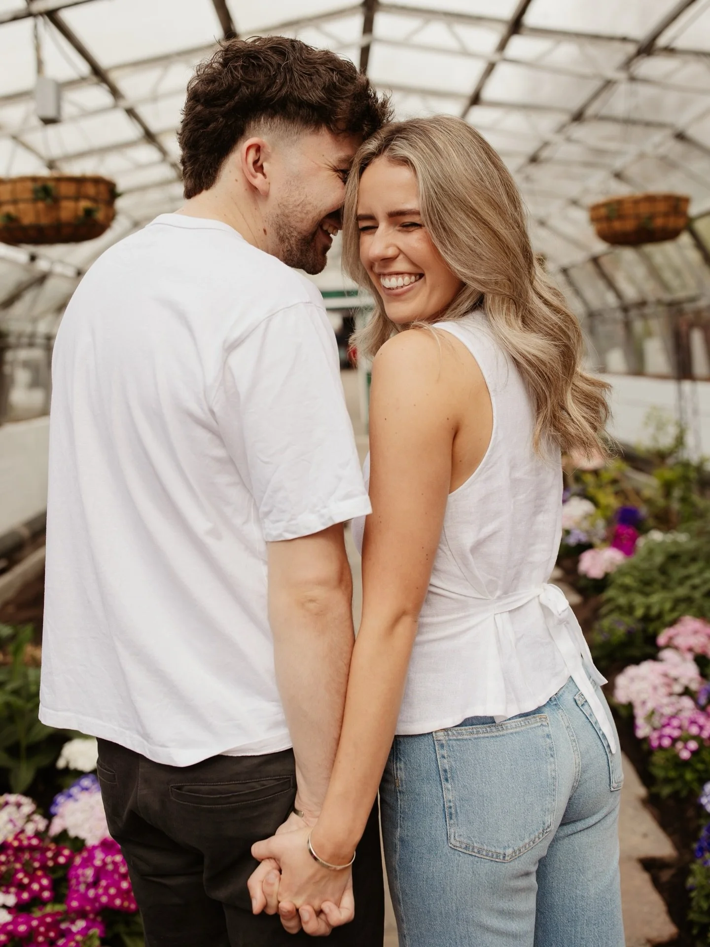 A springtime wander around Duthie Park was perfect for Jessica and Jamie&rsquo;s prewedding shoot 🫶💛 

We chatted all things wedding day, like cute photo spots at their venue and what&rsquo;s for dinner - y&rsquo;know, important details. 

I think 