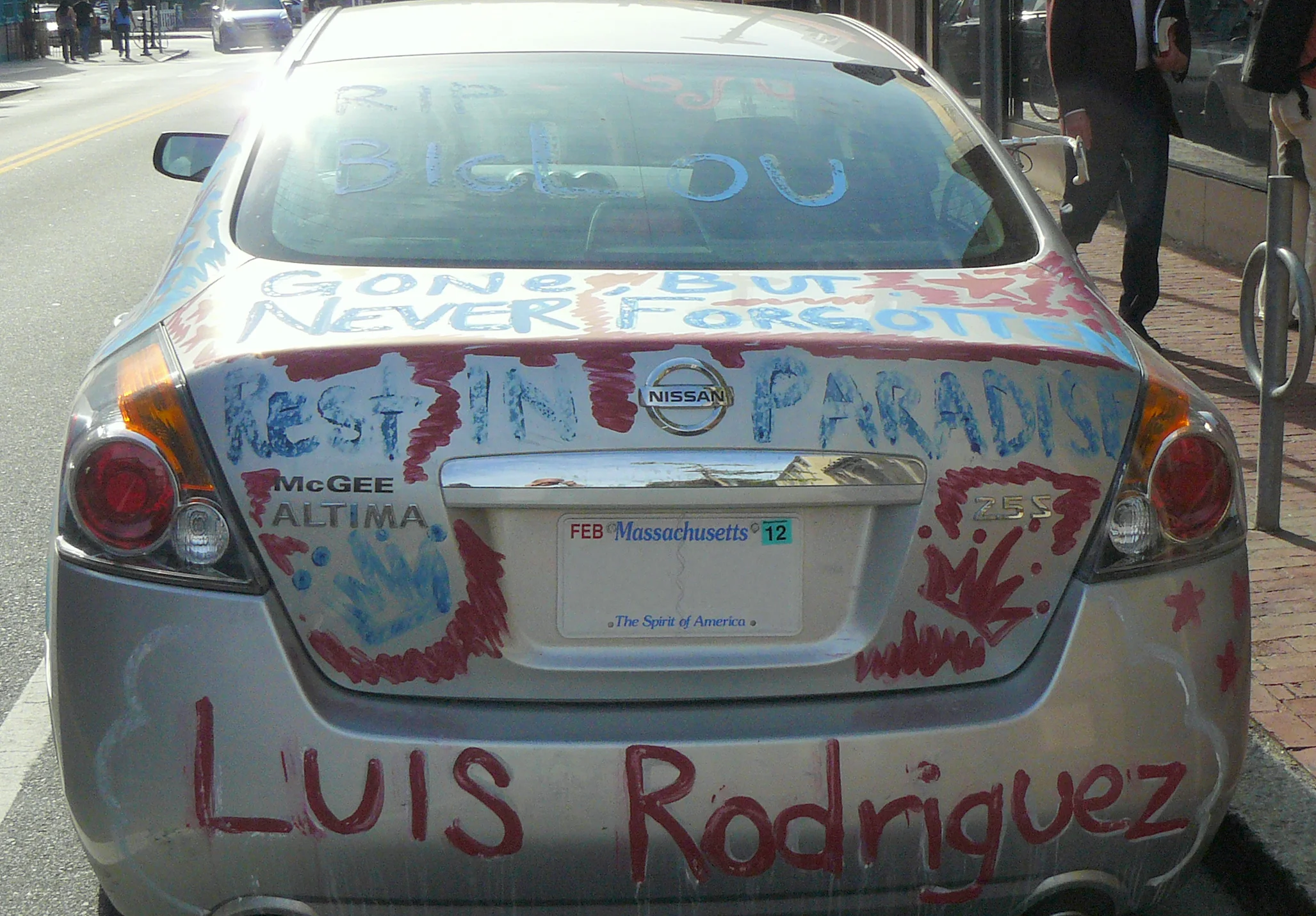 W.M. Luis, Boston