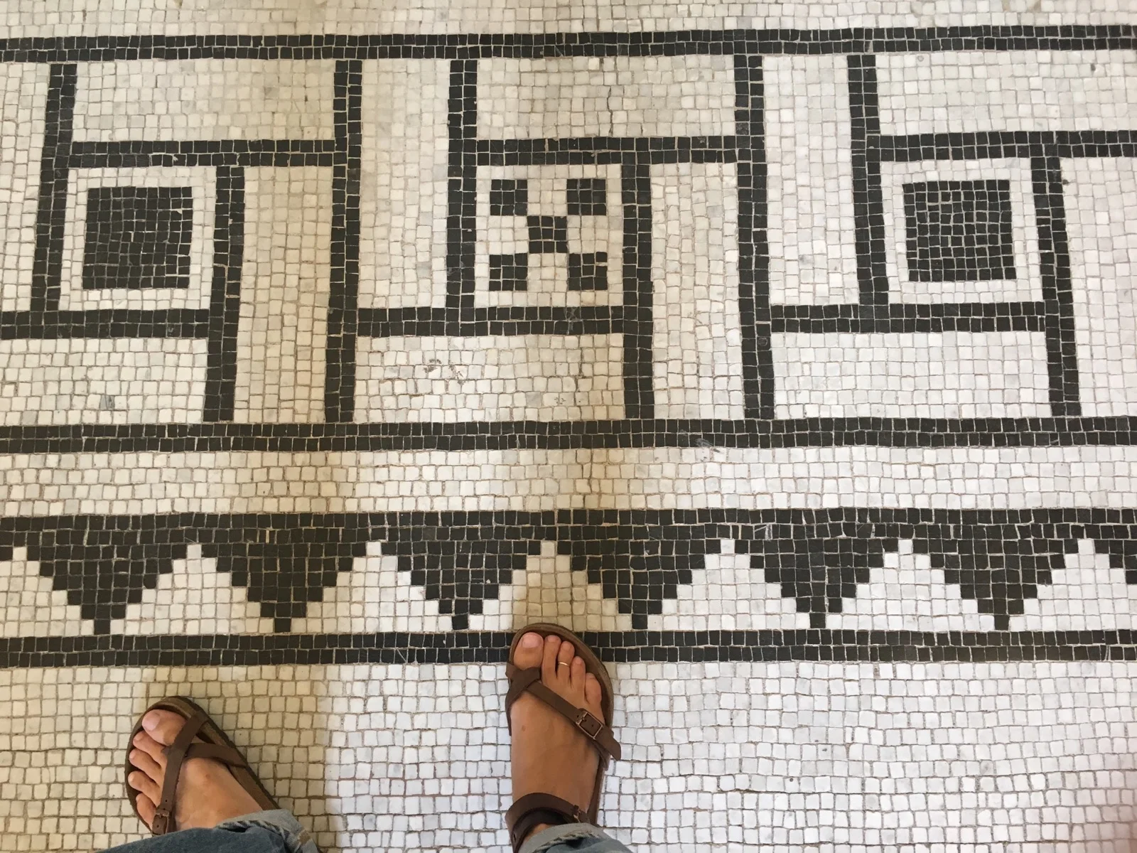 mosaicFloorLouvre.jpg
