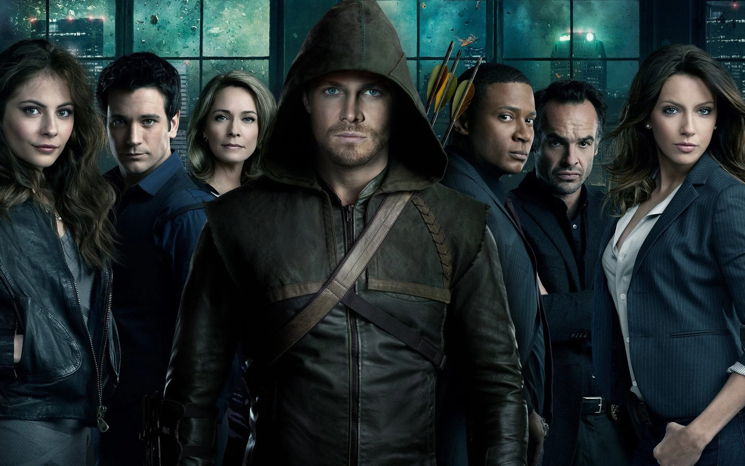 The show that started it all. This is the first season cast. Felicity wasn’t yet a regular.