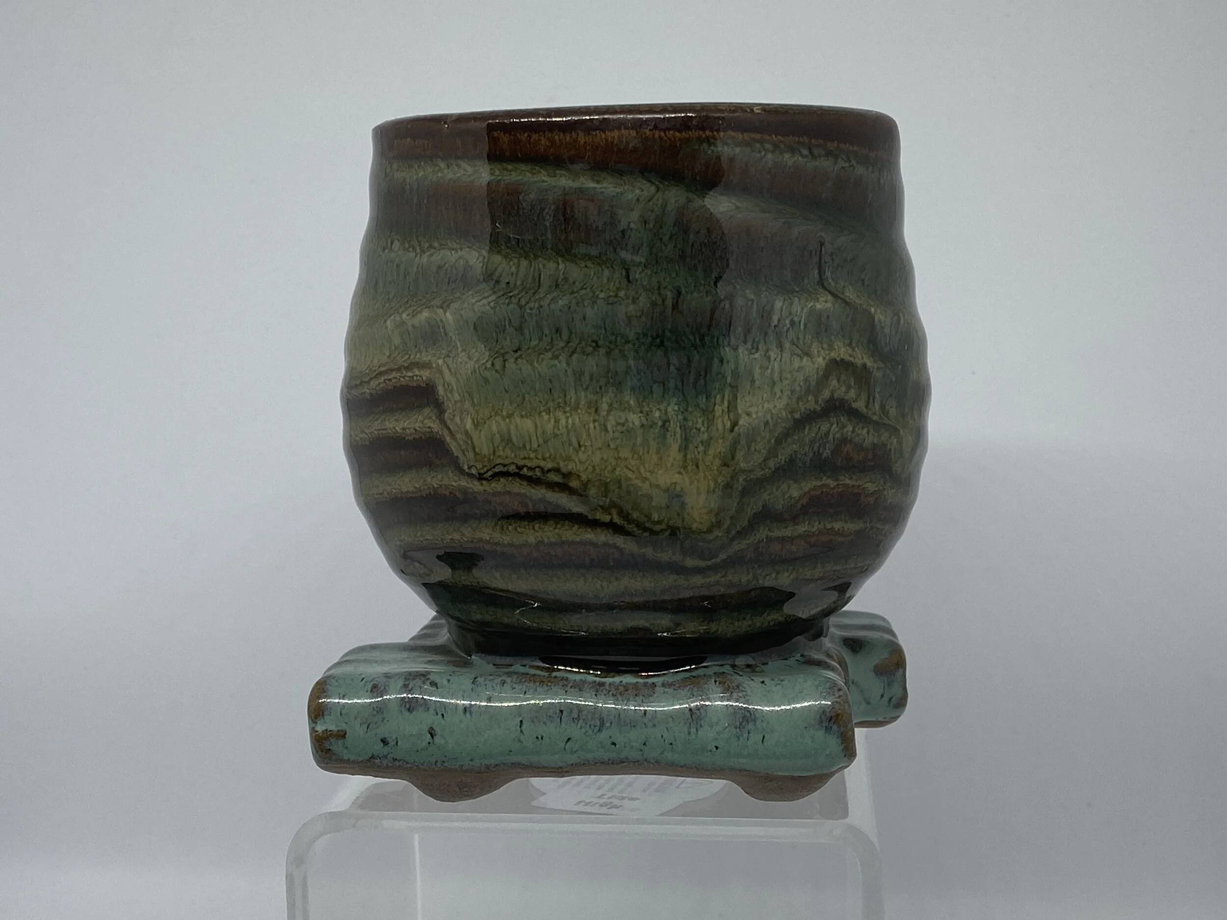 4A8640F7-0404-40E7-A6E4-2E18914B767C