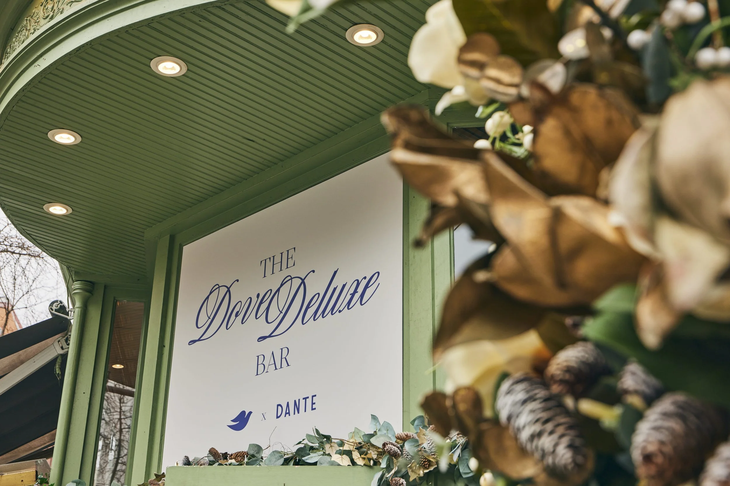 Dove Deluxe Bar 