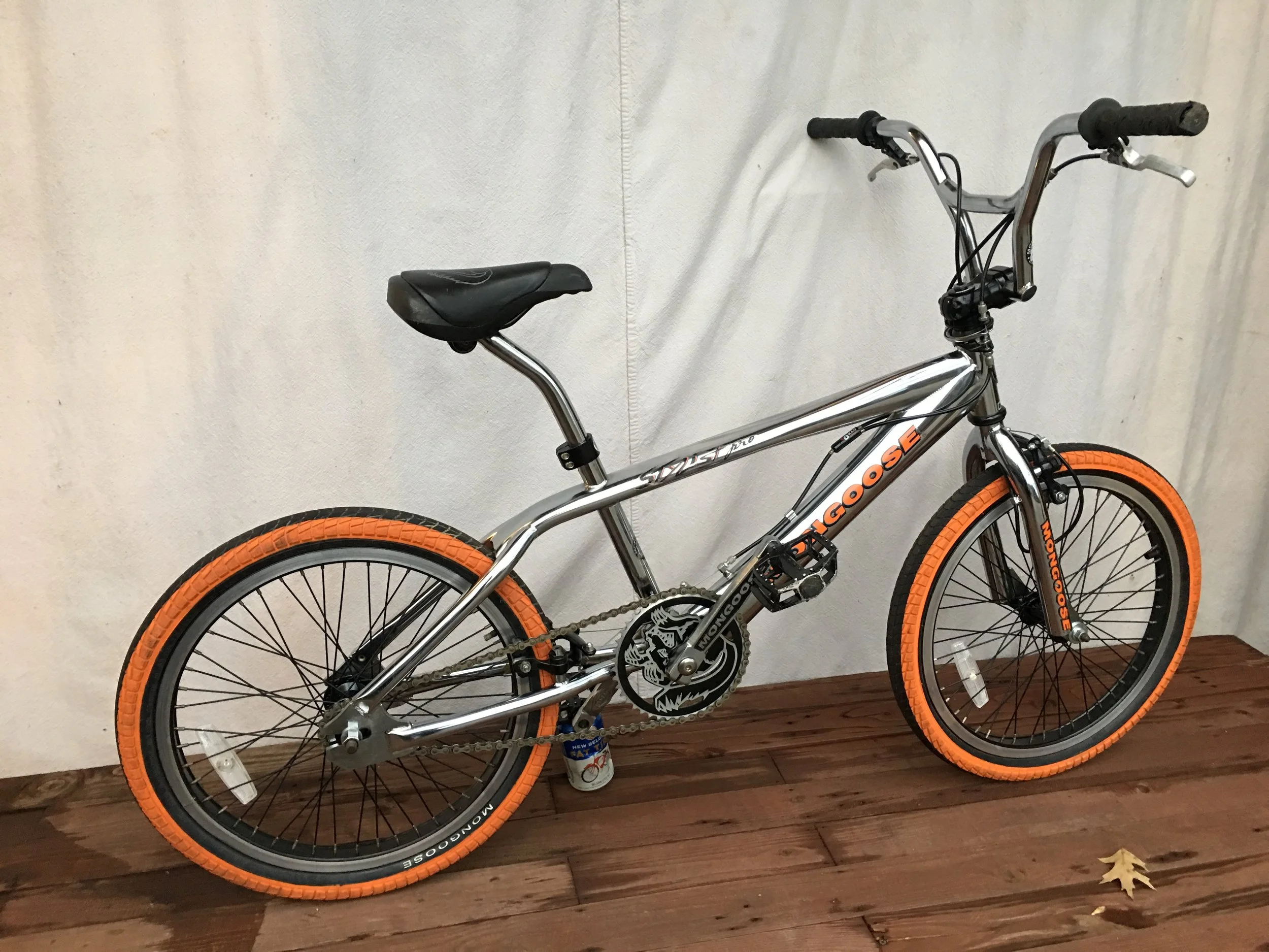 mongoose hoop d orange