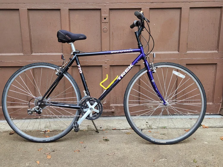 generating electricity from bicycle power Eco-Powr Electricity Generating Bikes for a Greener Workout