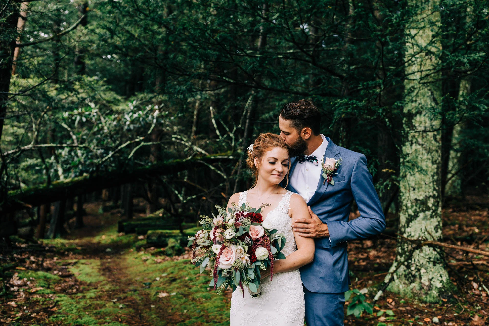 lacawac-sanctuary-wedding-lake-wallenpaupack-0936.jpg
