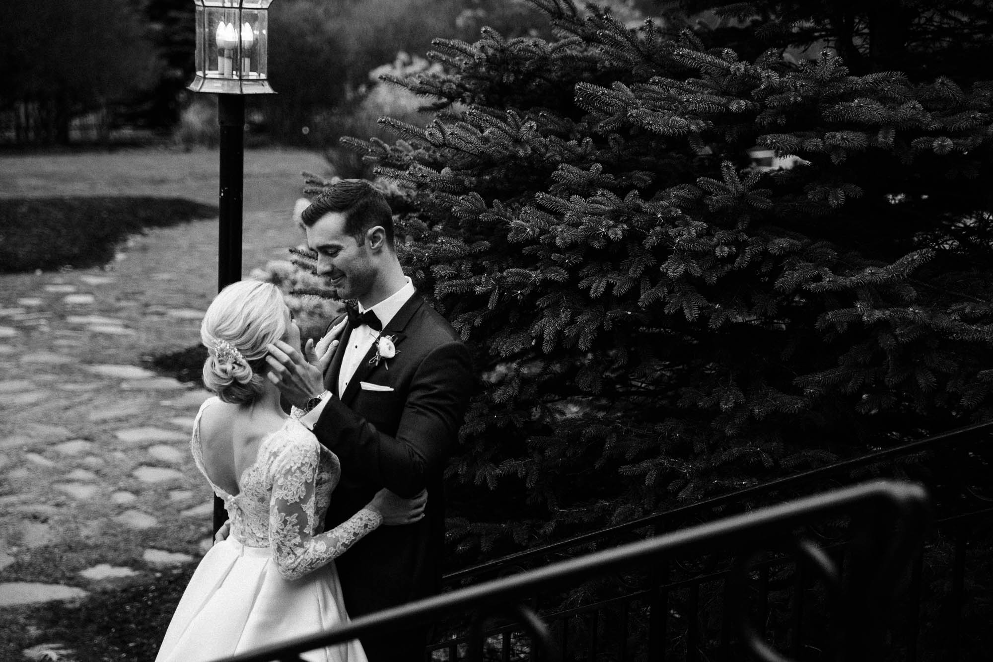 skytop-lodge-pocono-winter-wedding-2952.jpg