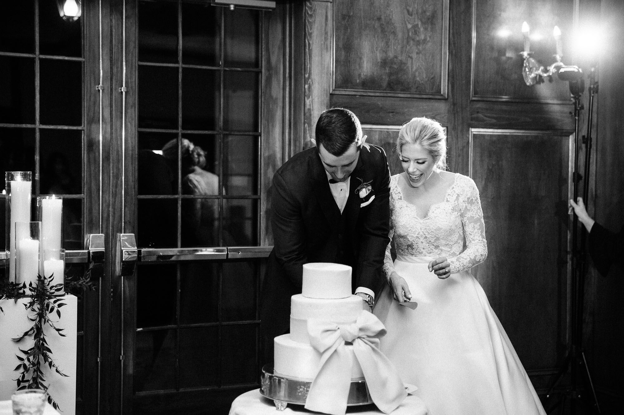 skytop-lodge-pocono-winter-wedding-3634.jpg