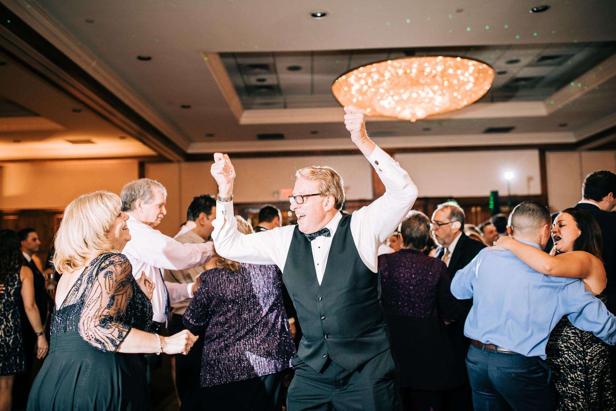 skytop-lodge-pocono-winter-wedding-3691.jpg