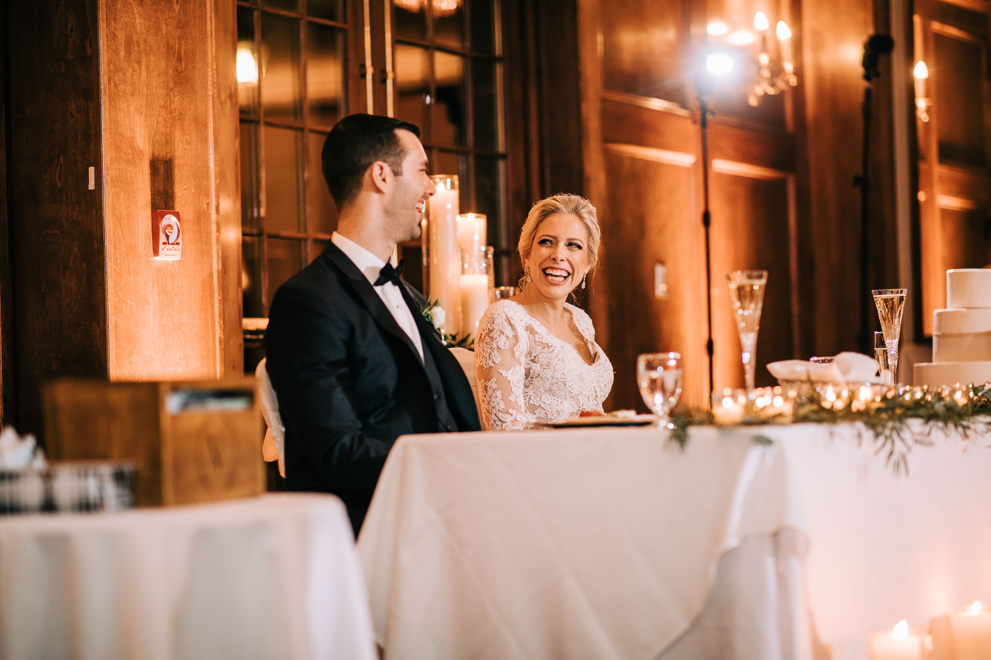 skytop-lodge-pocono-winter-wedding-9136.jpg