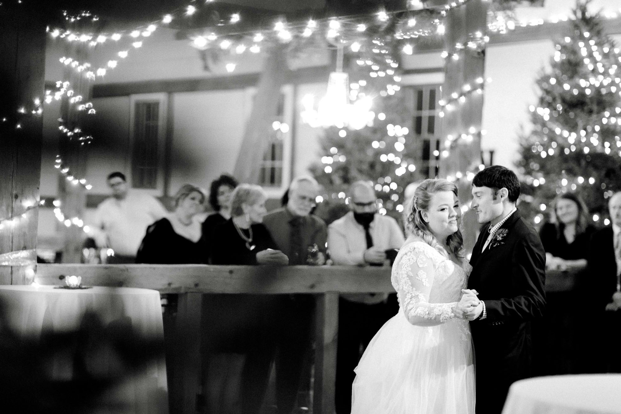 snowy-central-pennsylvania-general-potter-farm-wedding-15944.jpg