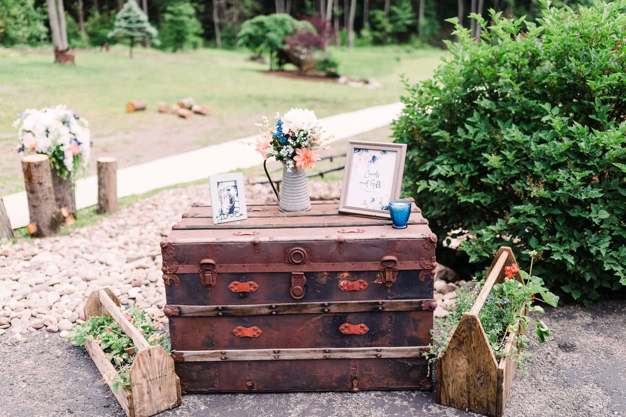 June-backyard-wedding-8720.jpg