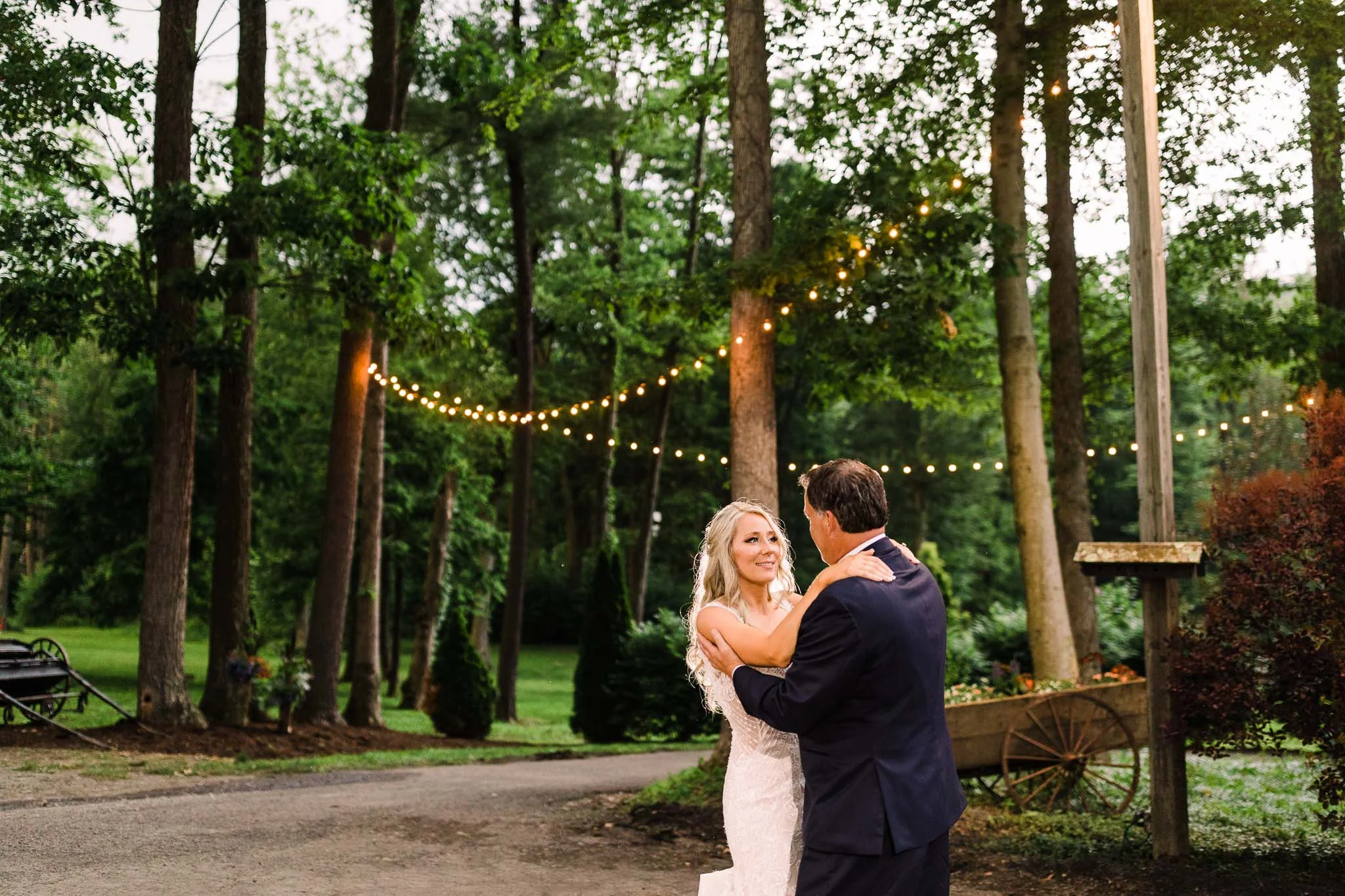 June-backyard-wedding-9051.jpg