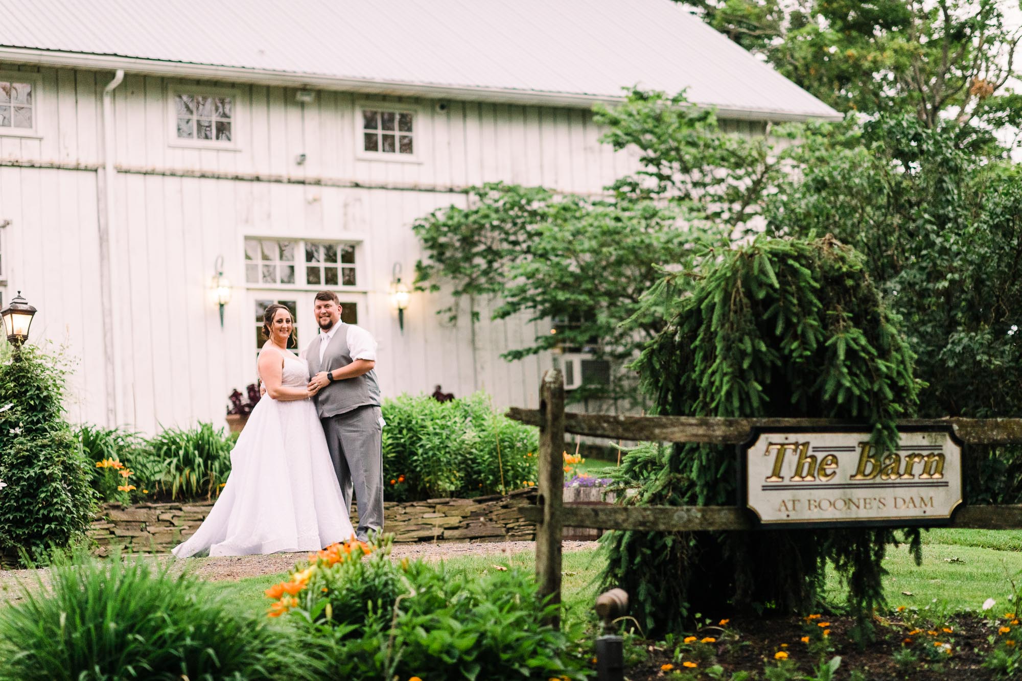 barn-at-boones-dam-wedding-5324.jpg